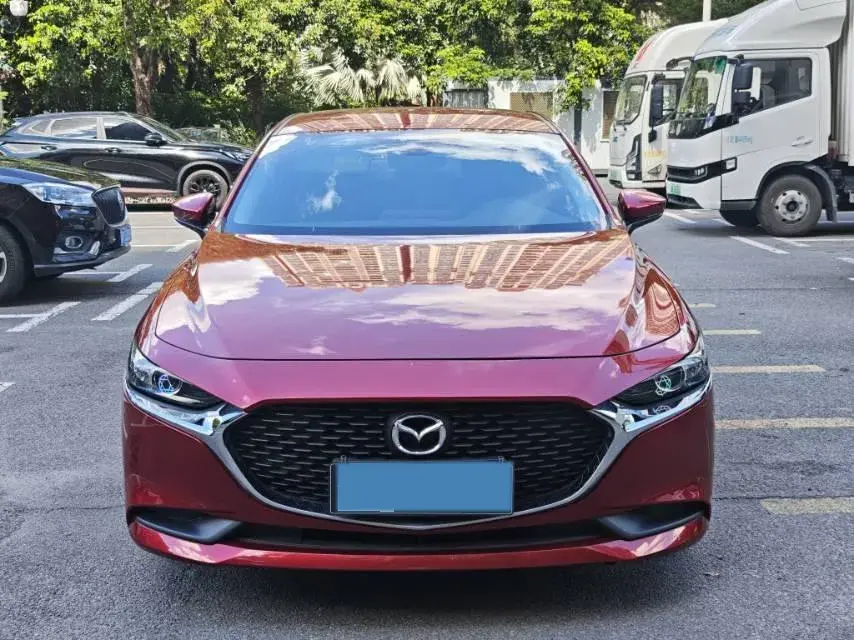 2021 MAZDA 3 thumbnail 2