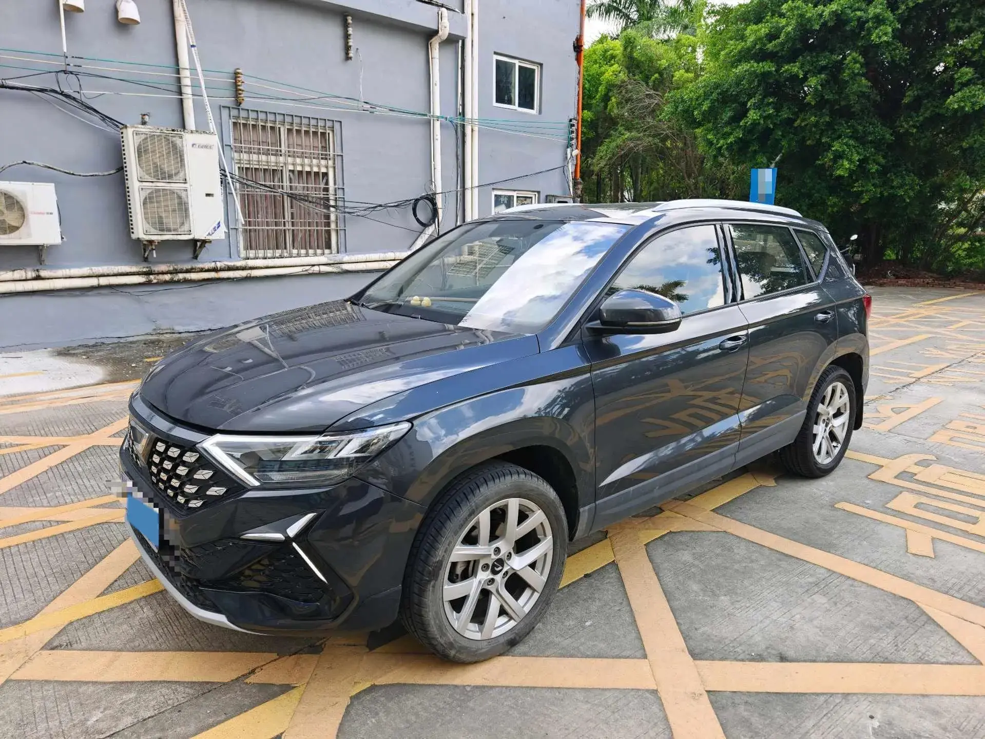 2022 JETTA VS5 view 1