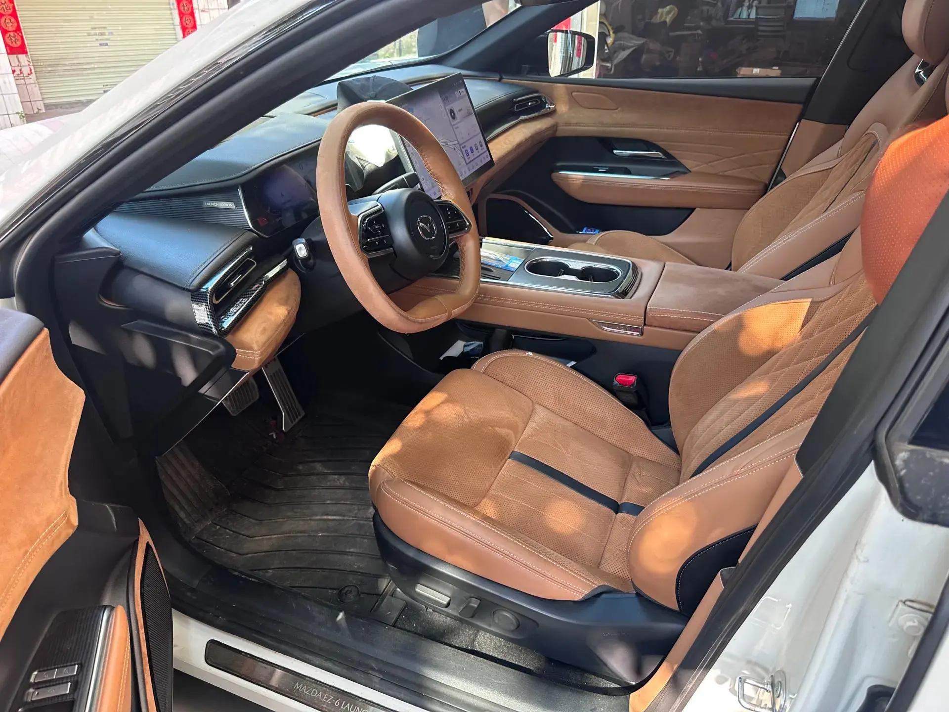 2024 MAZDA EZ-6 thumbnail 3
