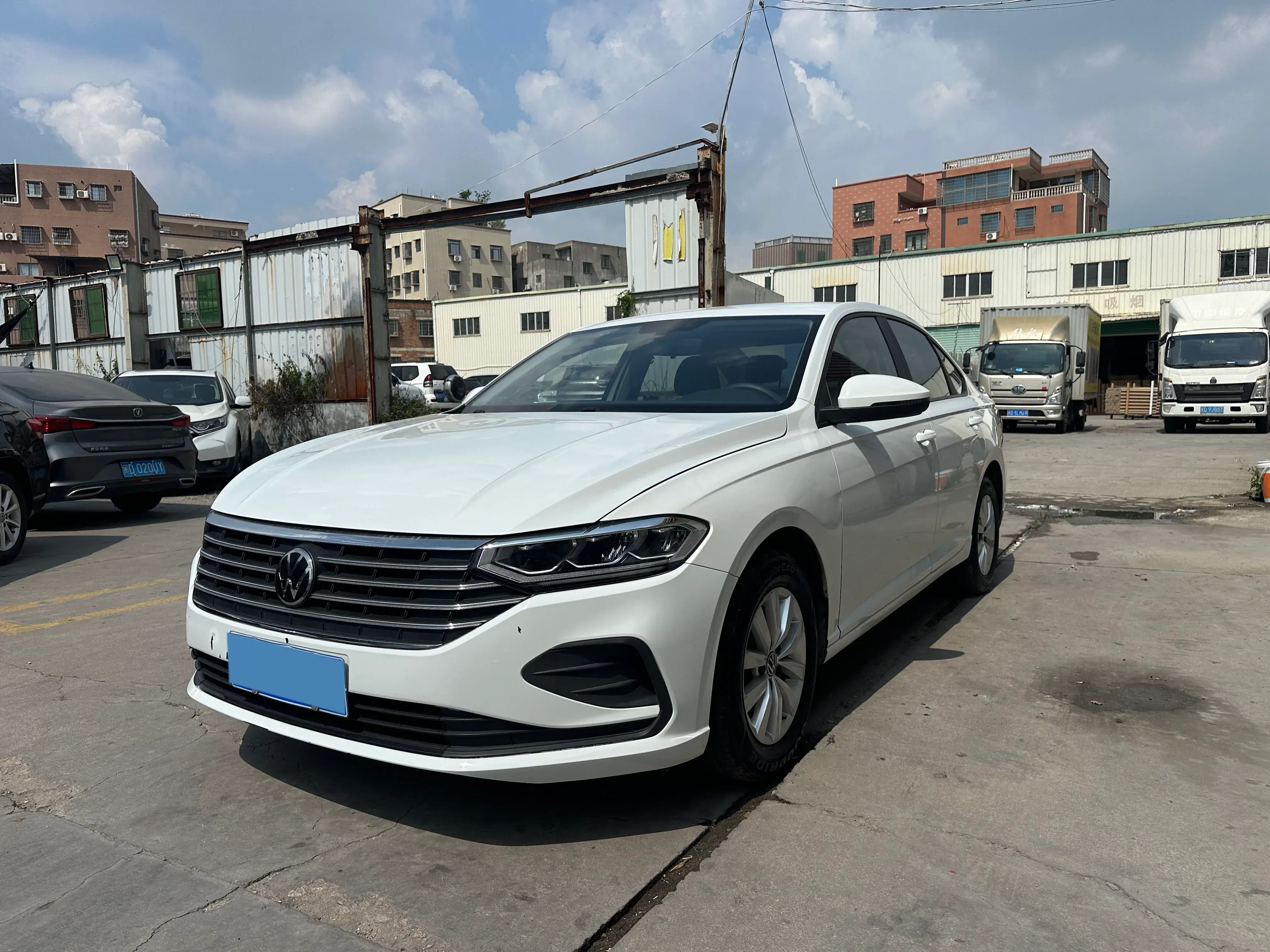 2023 VOLKSWAGEN LAVIDA view 1