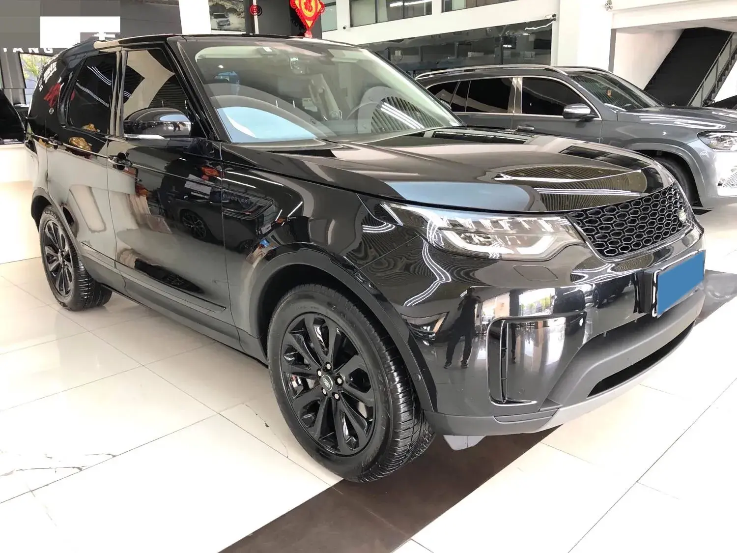 2019 LAND ROVER thumbnail 2