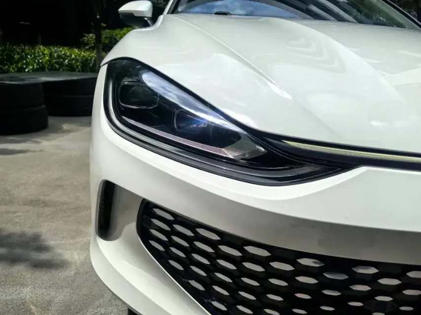 2024 VOLKSWAGEN LAMANDO thumbnail 4