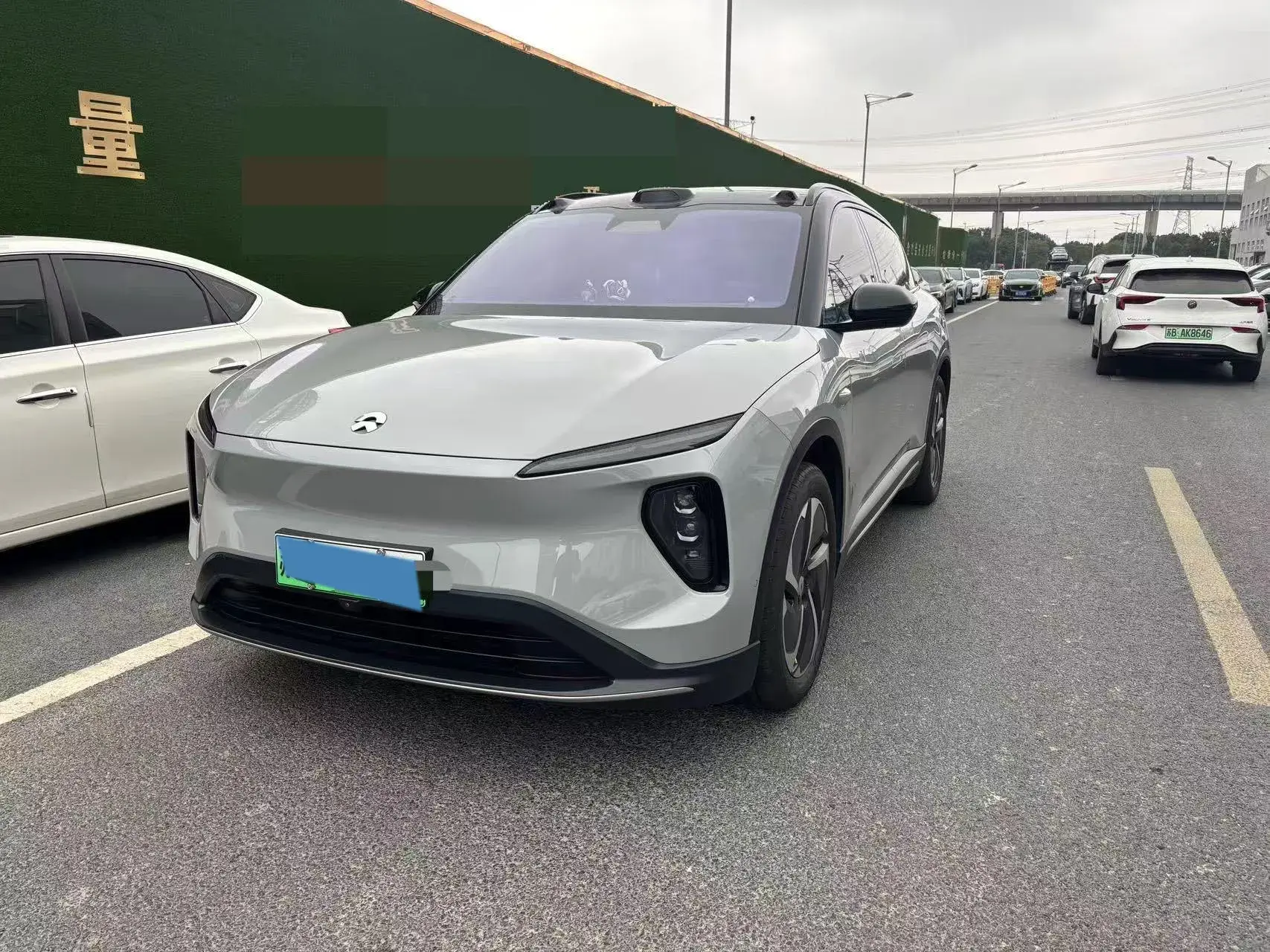 2024 NIO ES6 view 1