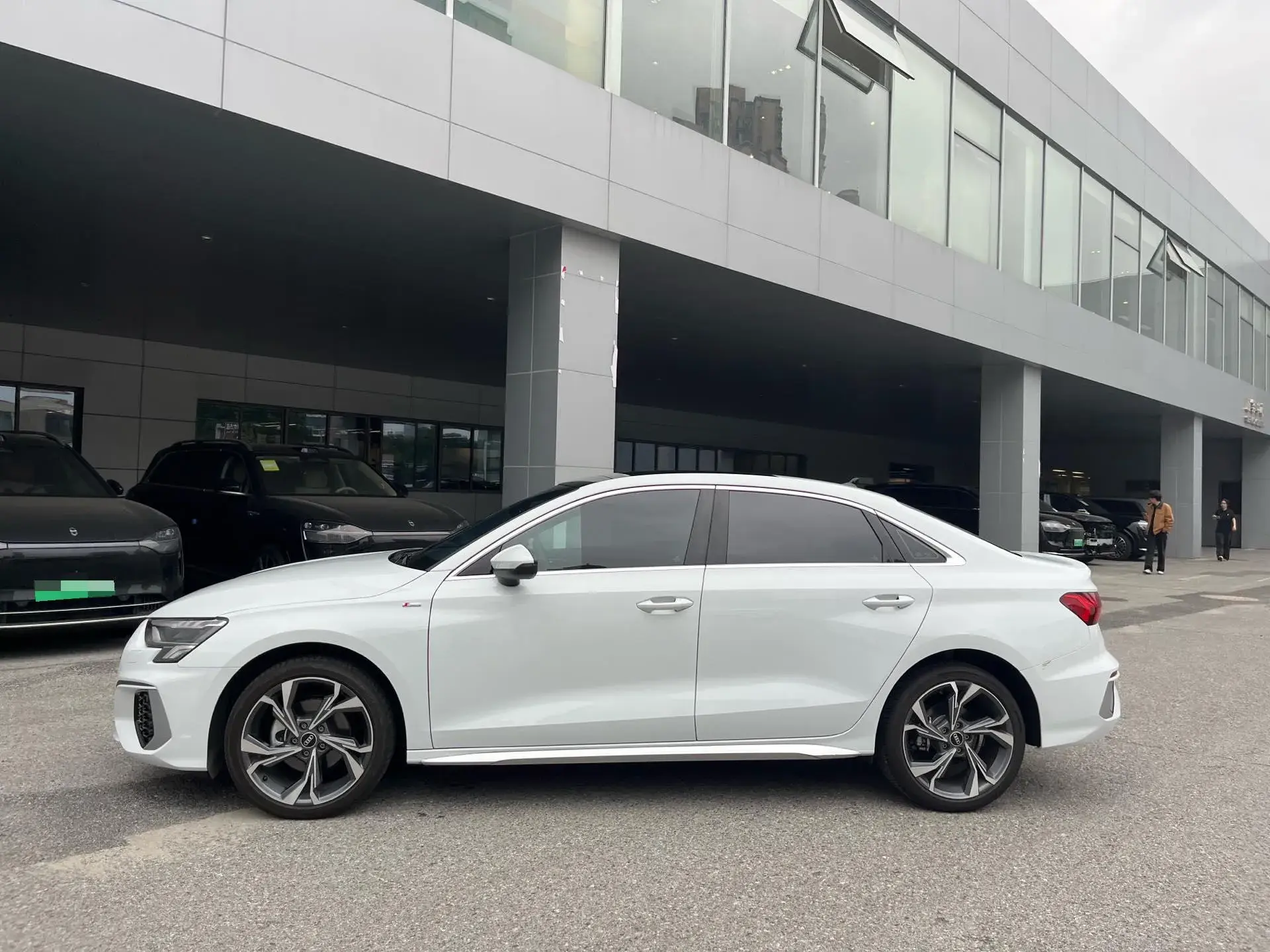 2024 AUDI A3 thumbnail 3