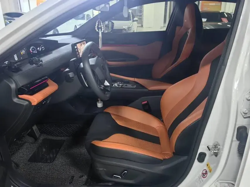 2023 CHANGAN UNI-V thumbnail 4