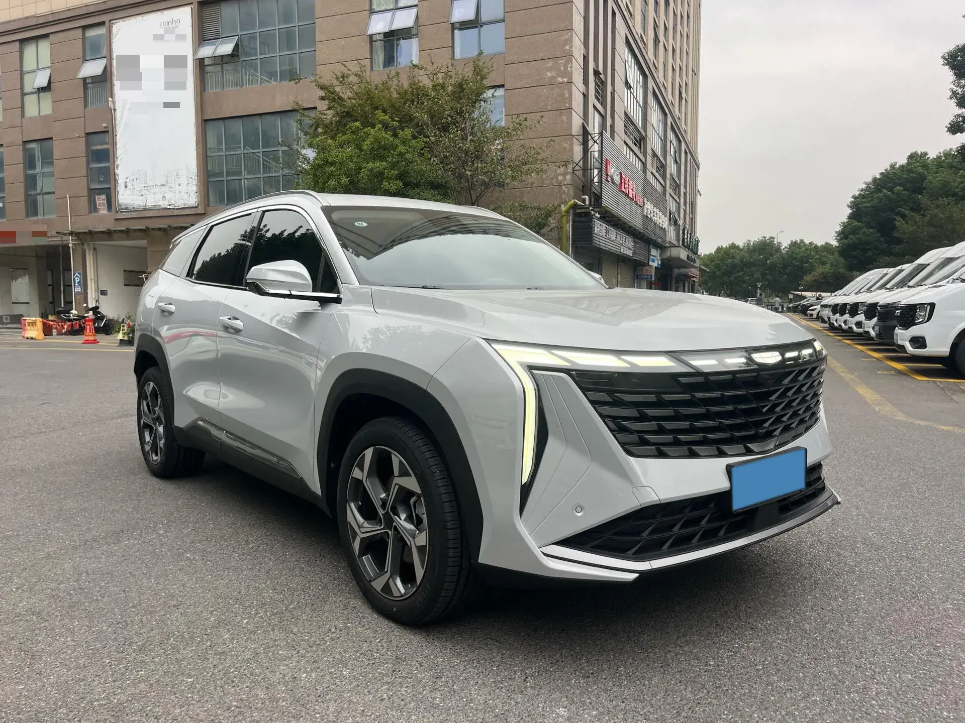 2024 GEELY STARRAY thumbnail 3