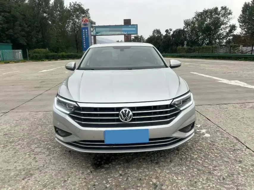 2020 VOLKSWAGEN SAGITAR thumbnail 2