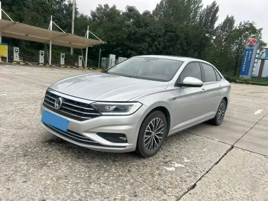 2020 VOLKSWAGEN SAGITAR view 1