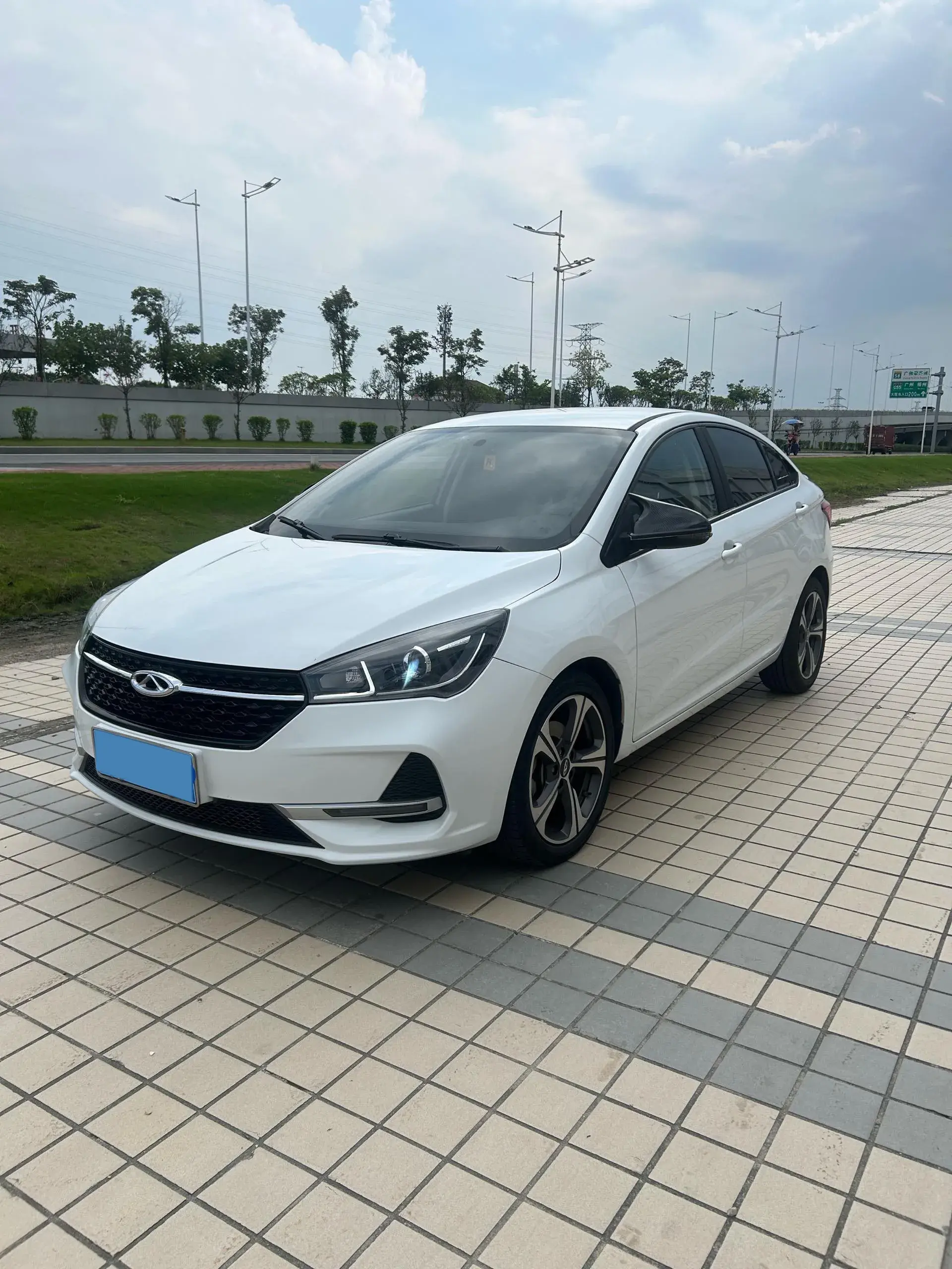 2019 CHERY ARRIZO view 1