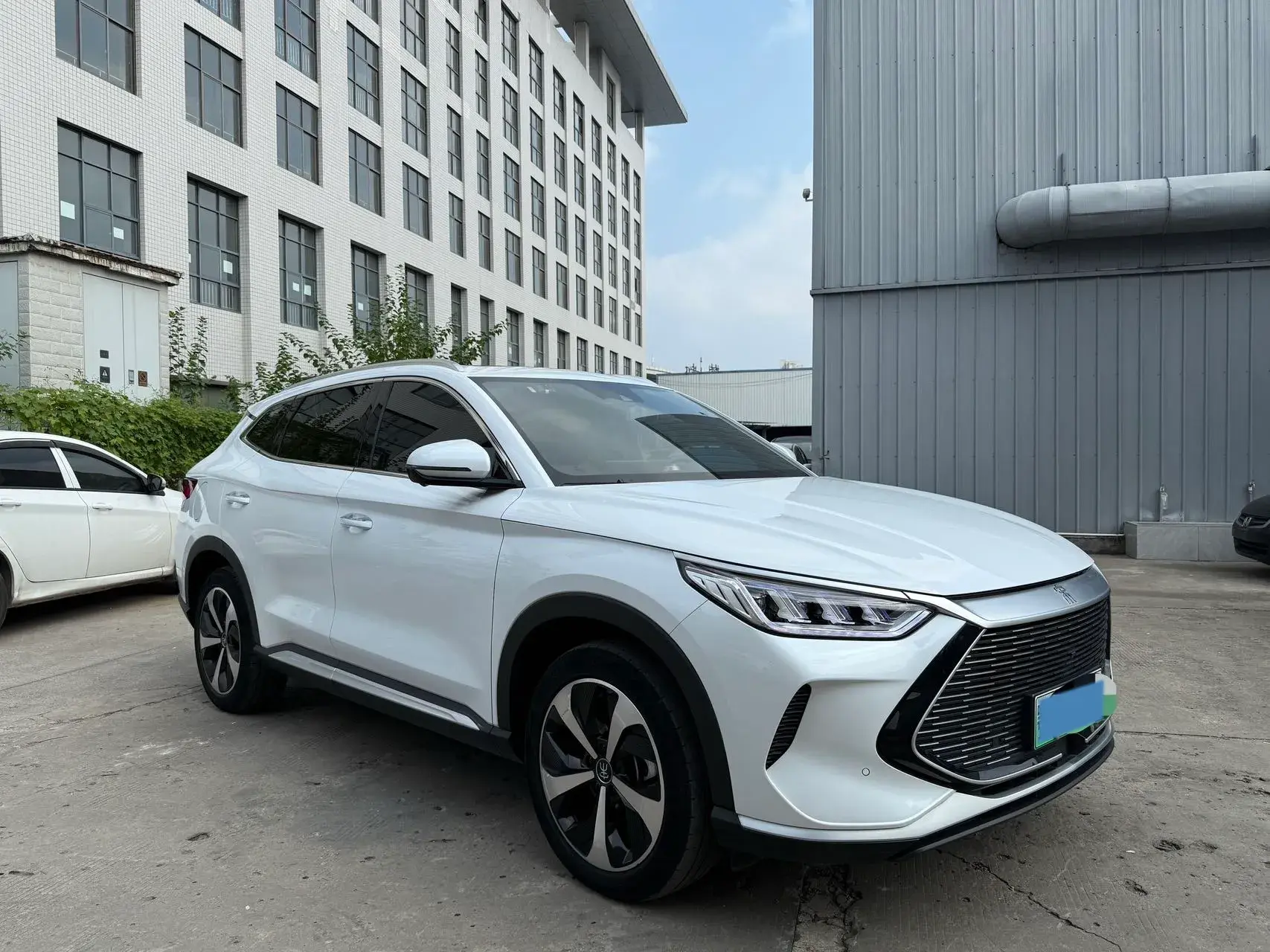 2022 BYD SONG thumbnail 3