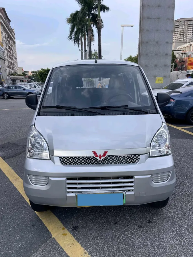 2022 WuLing RongGuang EV BEV 41.6KWH,autocango,china used car exporter,china ev exporter,chinese used car exporter,chinese used ev exporter