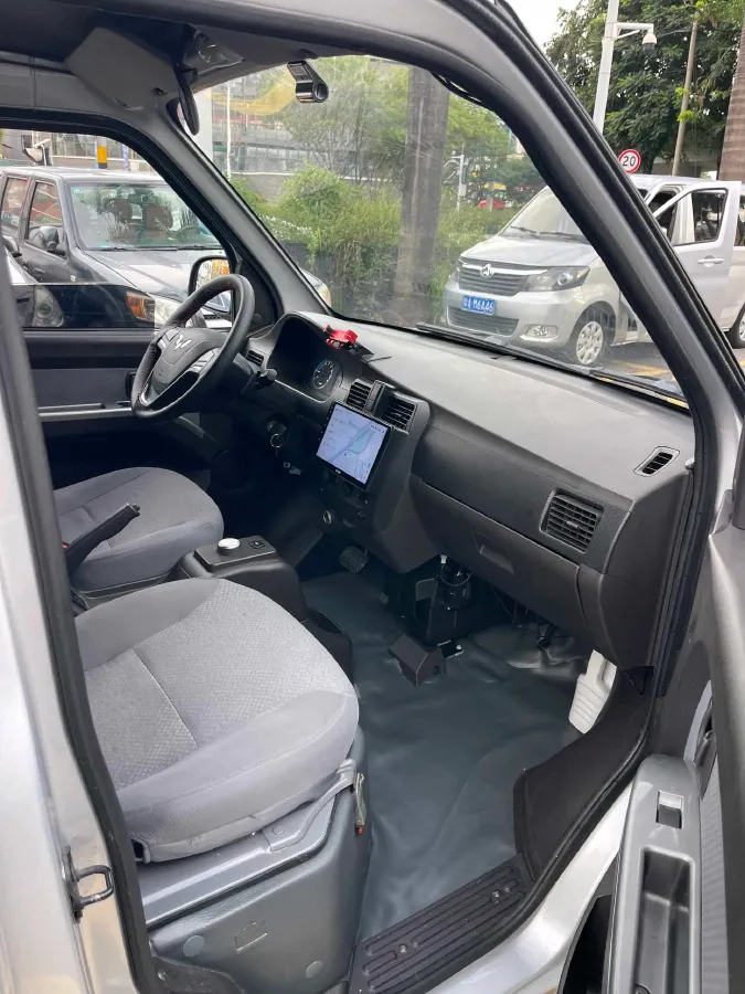 2022 WuLing RongGuang EV BEV 41.6KWH,autocango,china used car exporter,china ev exporter,chinese used car exporter,chinese used ev exporter