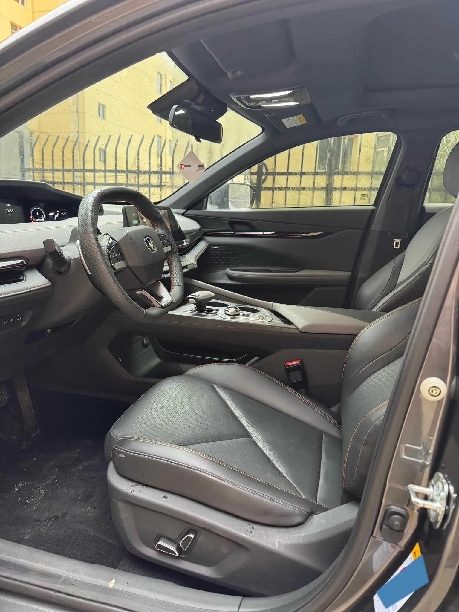 2022 CHANGAN UNI-V thumbnail 3