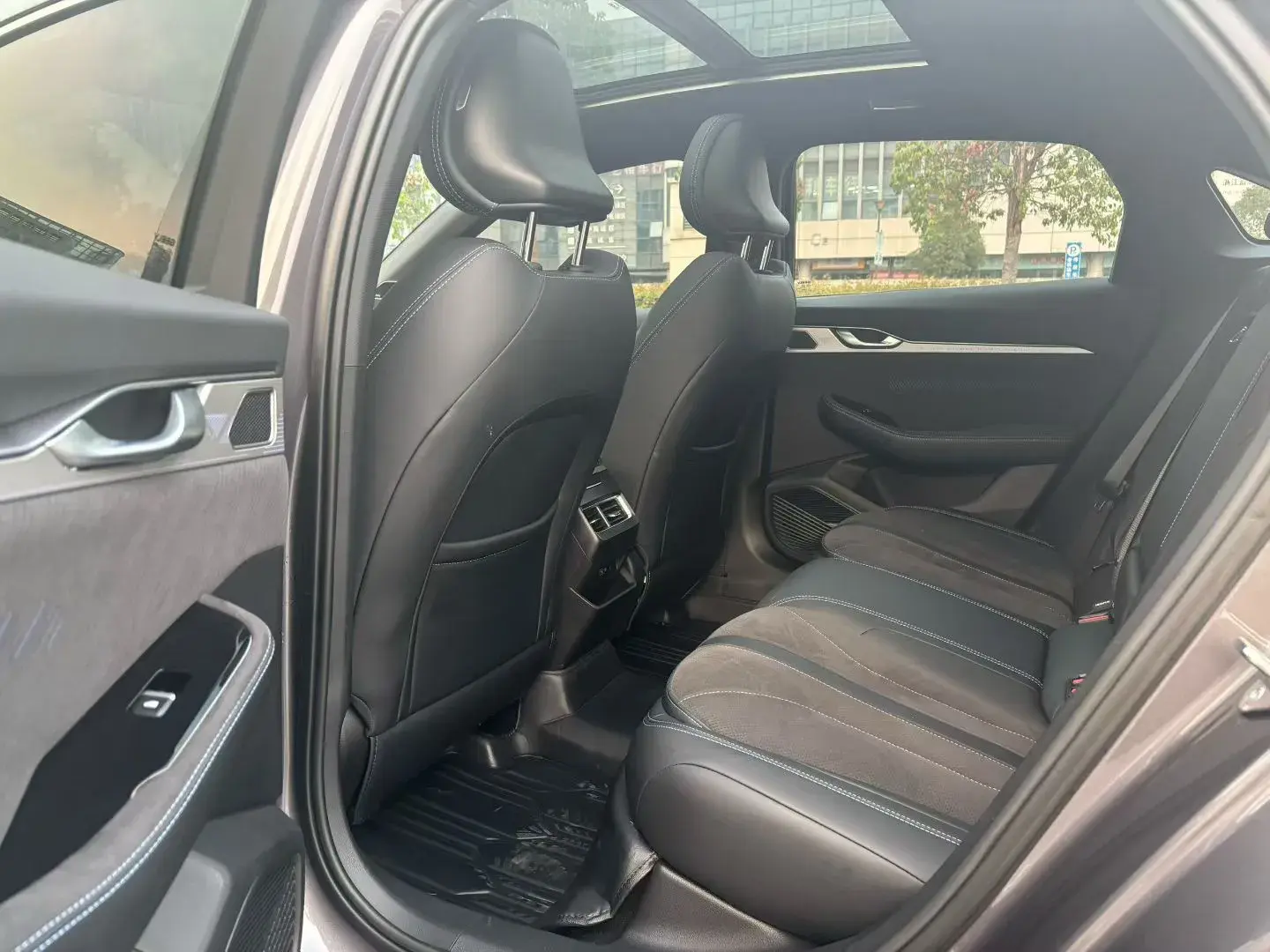 2025 GEELY PREFACE thumbnail 4