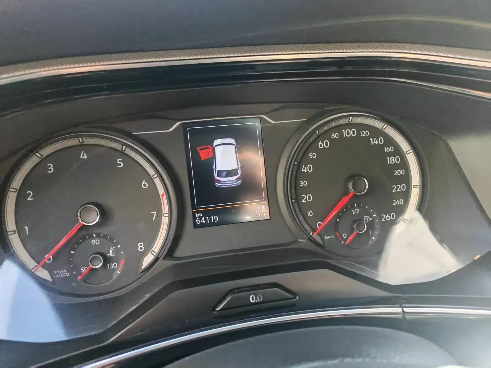 2020 VOLKSWAGEN TAYRON thumbnail 4