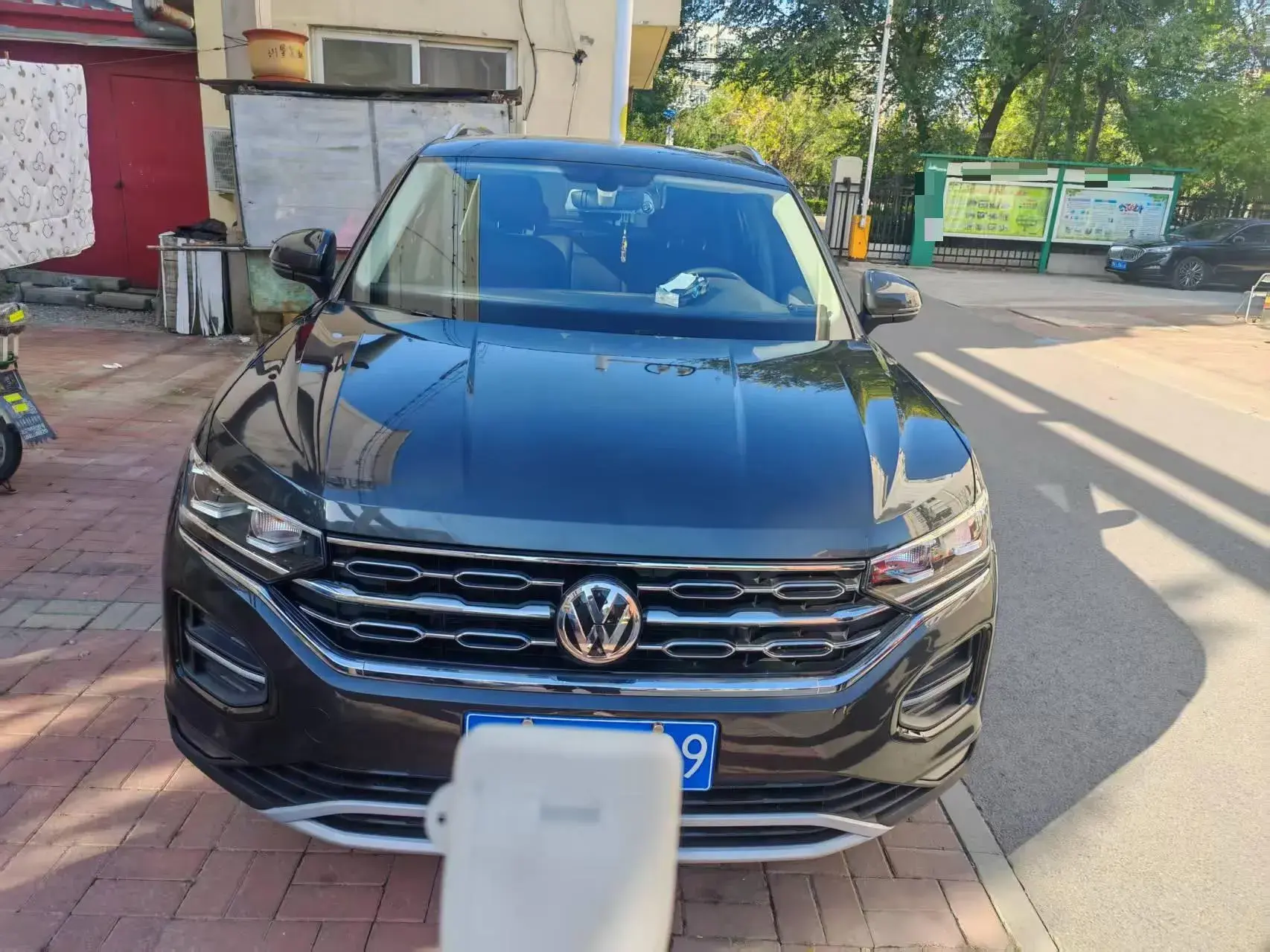 2020 VOLKSWAGEN TAYRON thumbnail 2