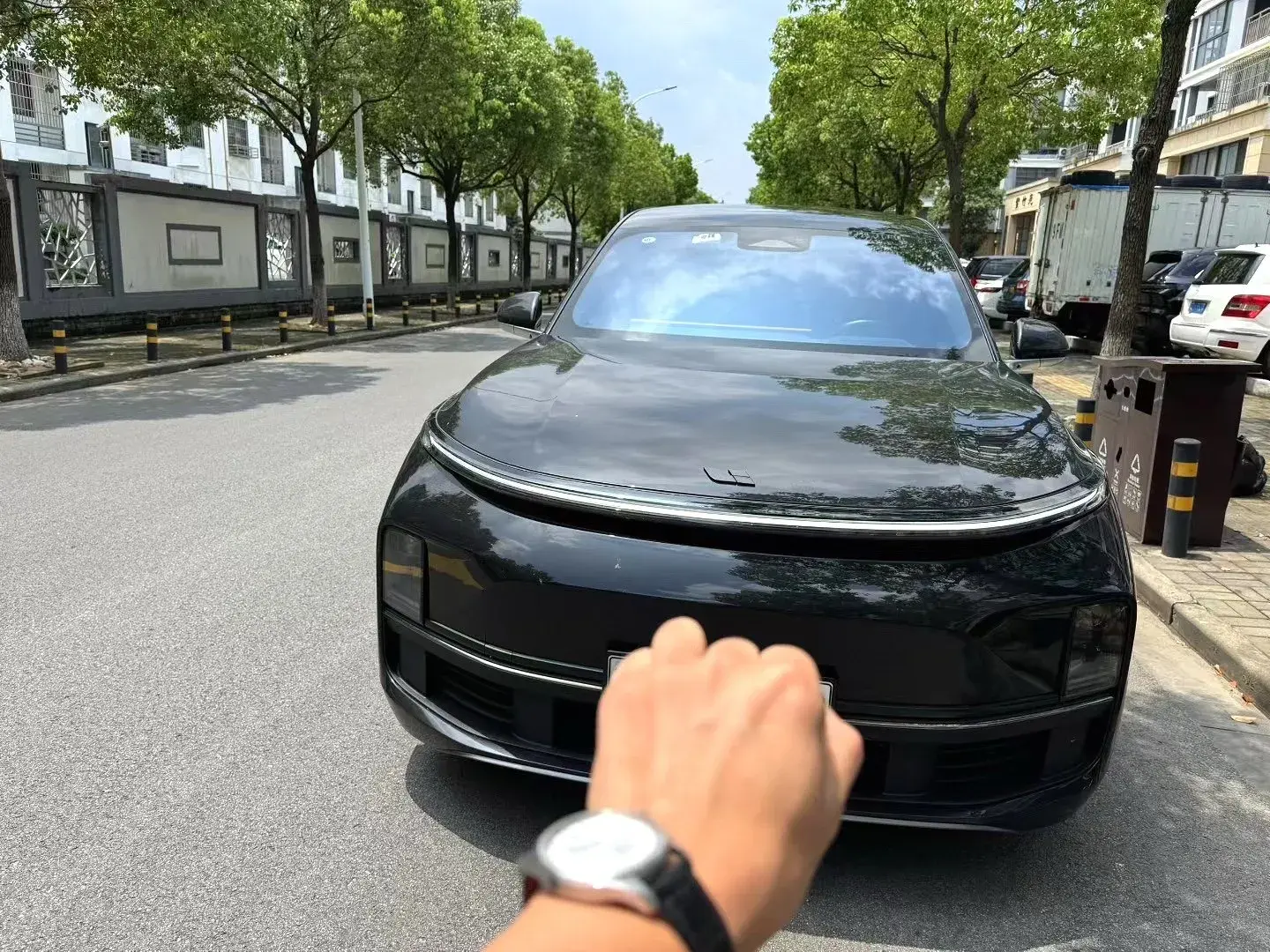 2023 LI L8 thumbnail 2