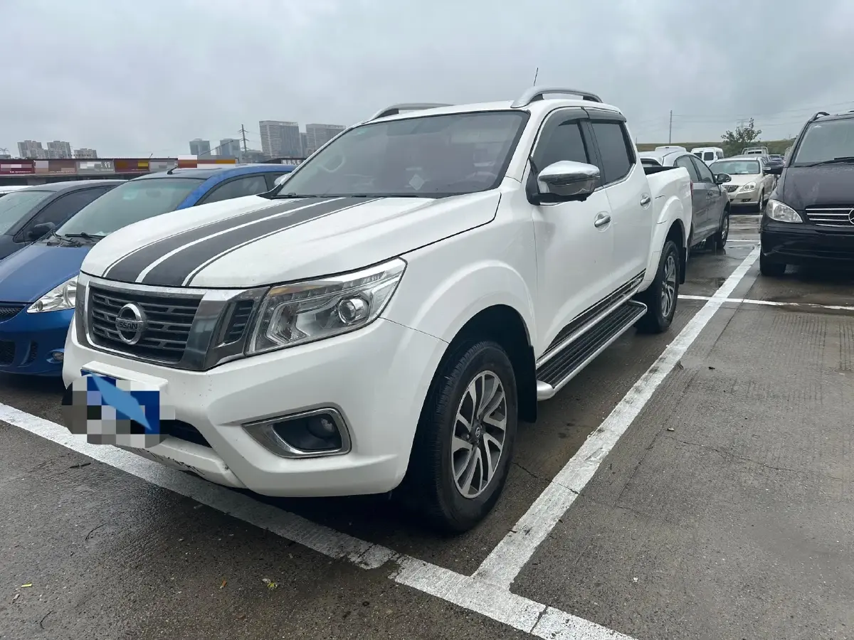 2021 Nissan Navara 2.5L 190HP L4 7AT