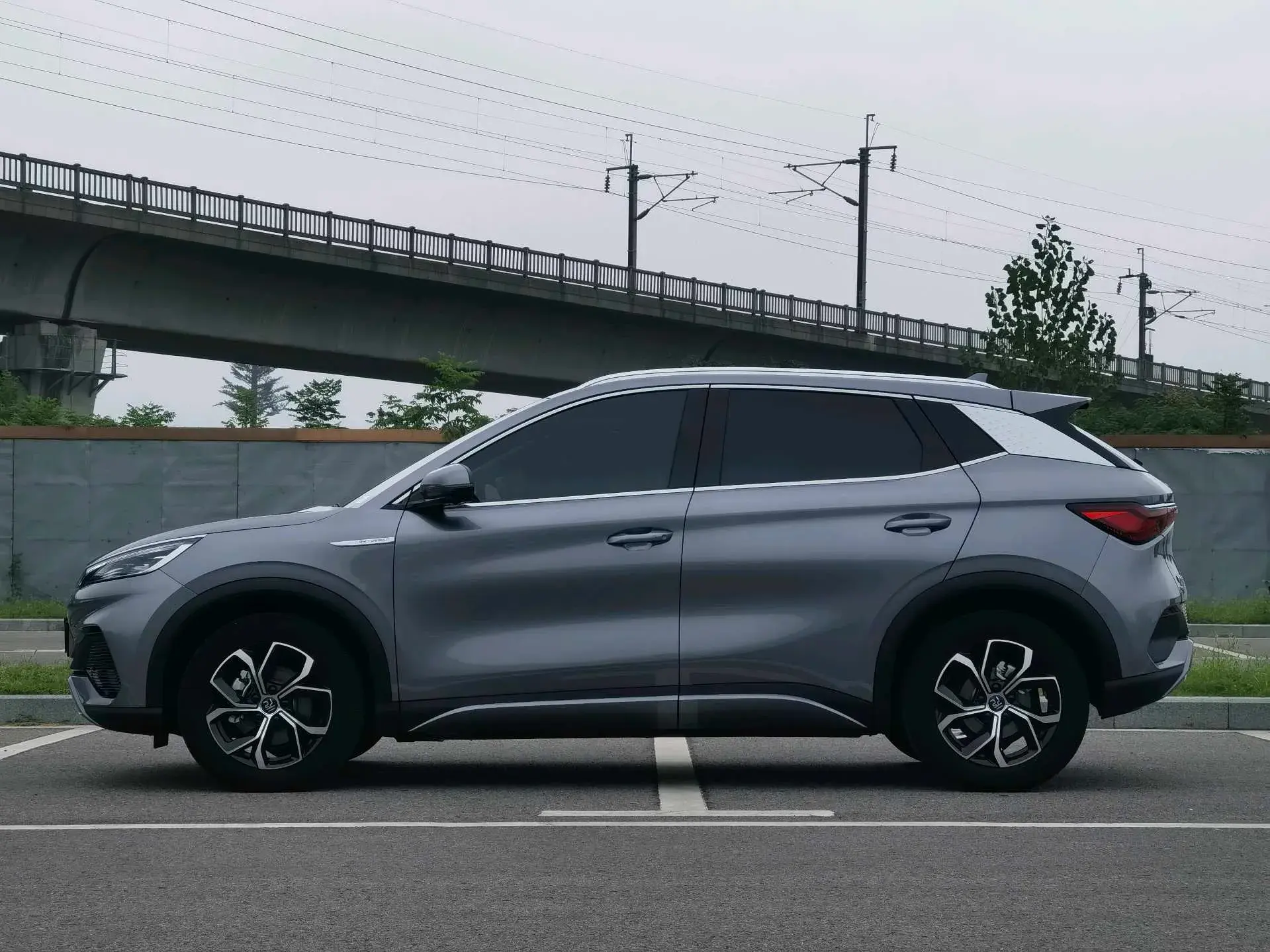 2024 BYD YUAN thumbnail 3