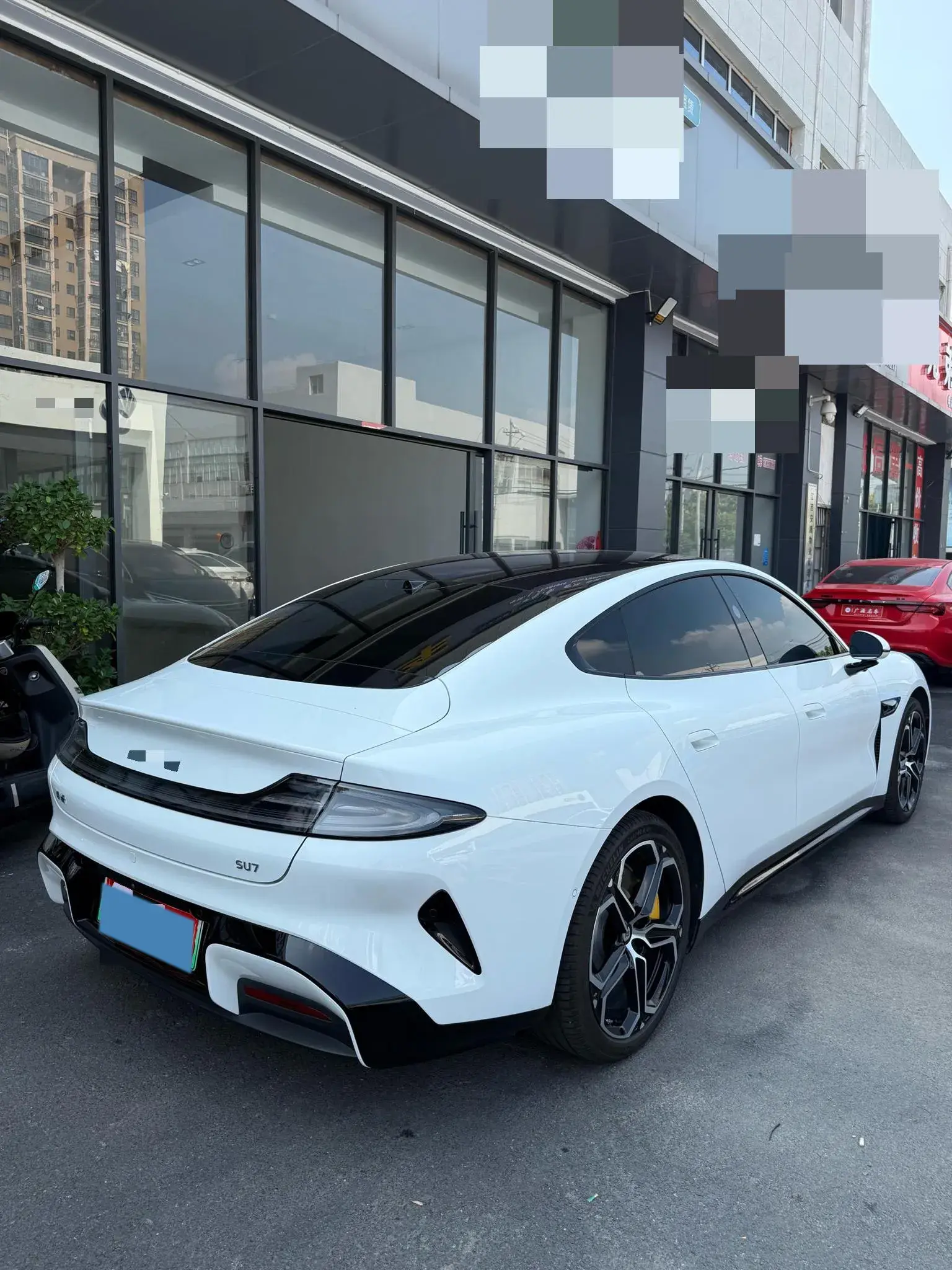 2024 MI SU7 thumbnail 4