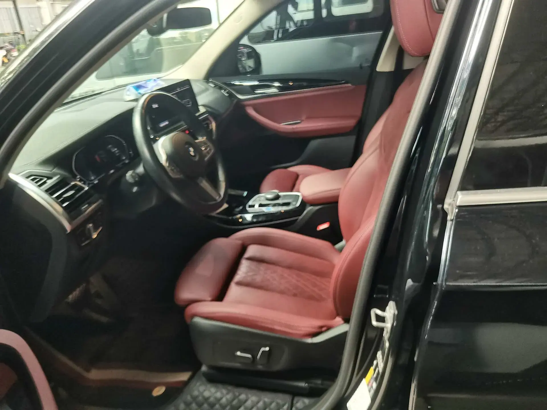 2022 BMW IX3 thumbnail 4