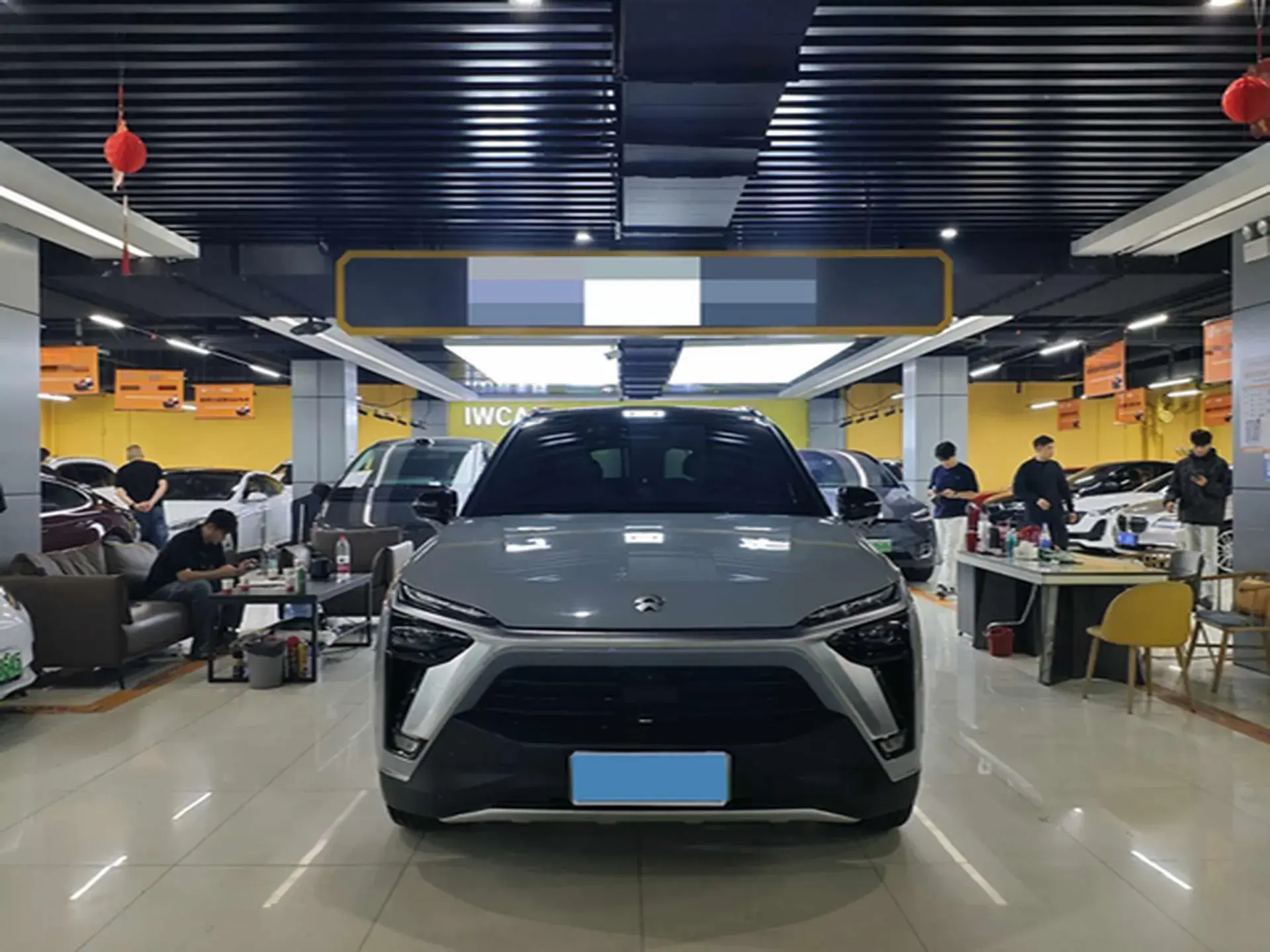 2020 NIO ES8 thumbnail 2