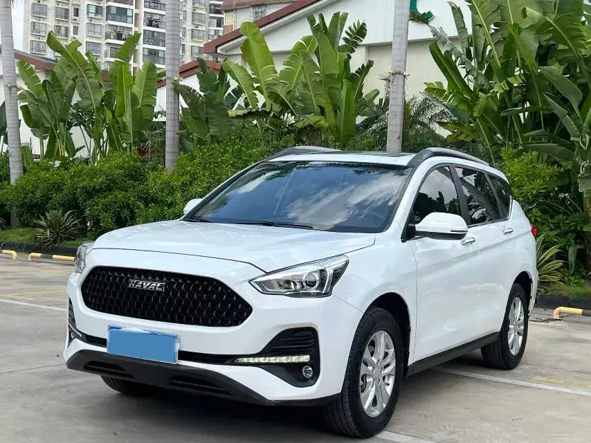 2019 HAVAL M6 view 1