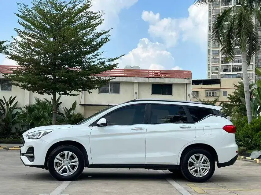 2019 HAVAL M6 thumbnail 3