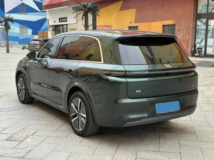 2024 LI L8 thumbnail 4