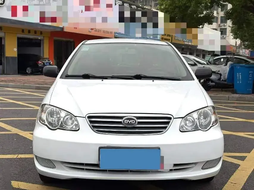 2018 BYD F3 thumbnail 2