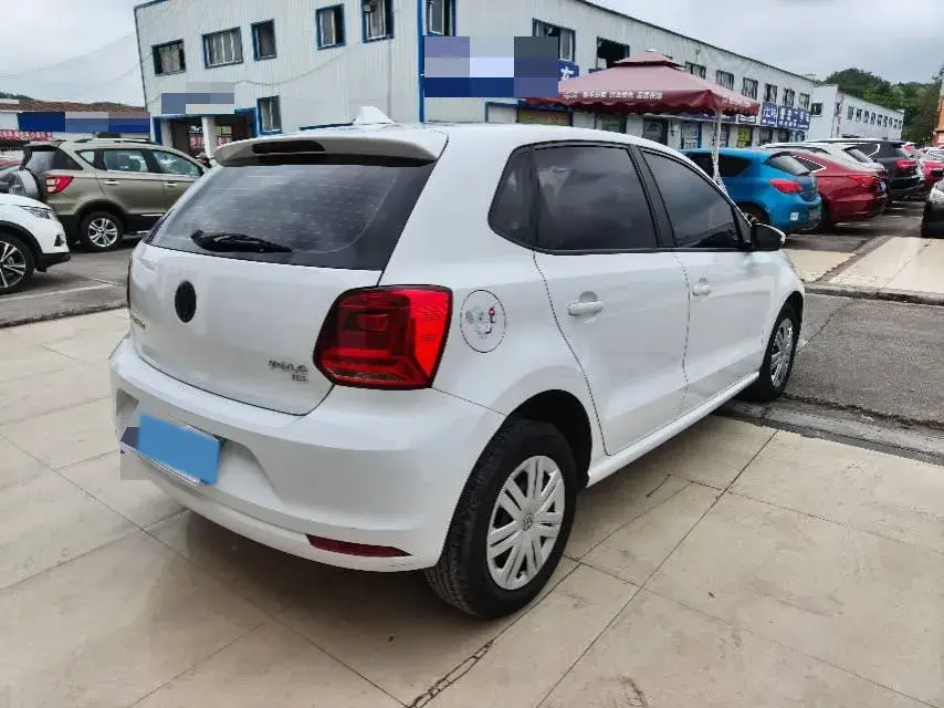 2018 VOLKSWAGEN POLO thumbnail 3