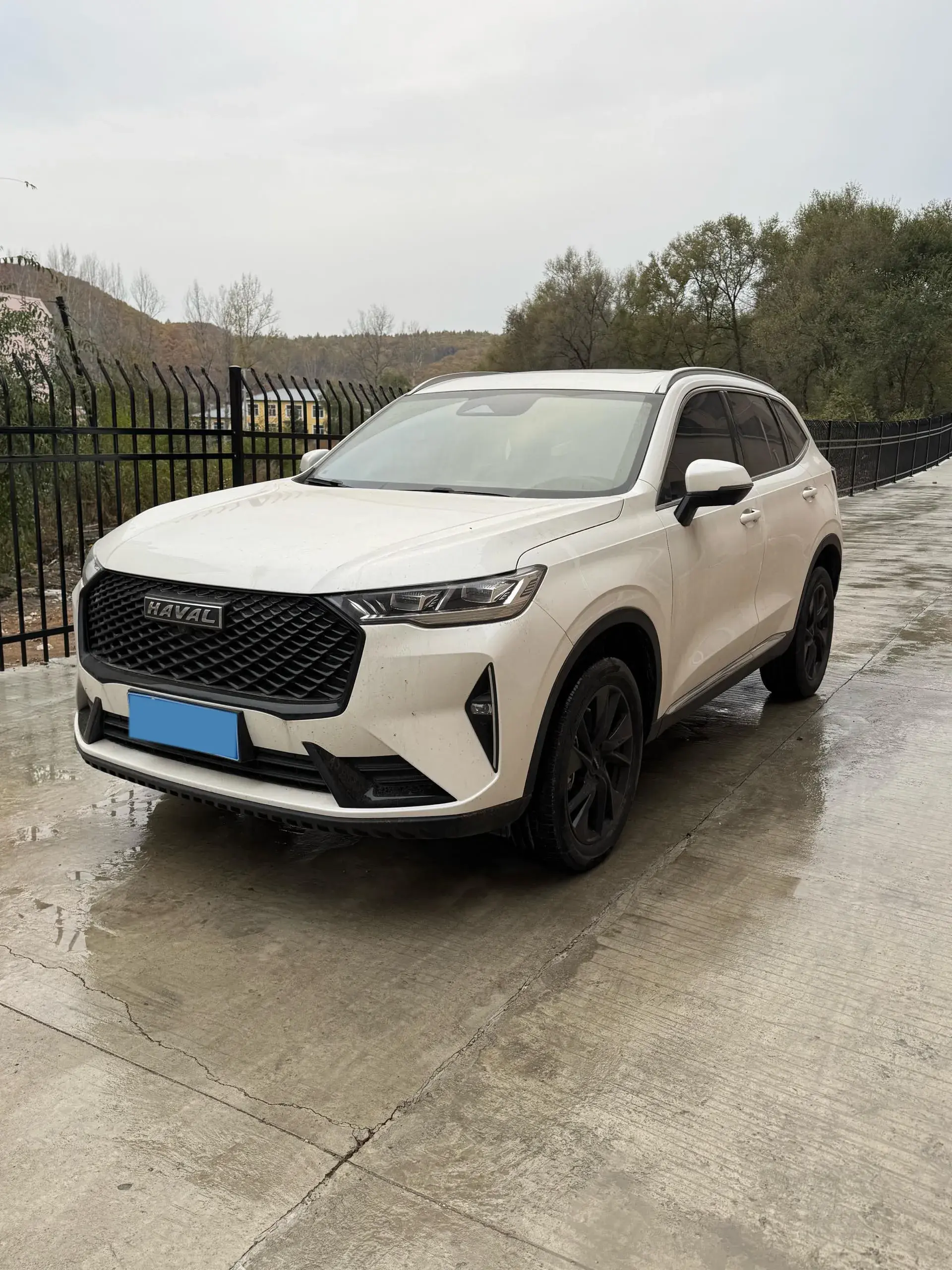 2021 HAVAL H6 view 1