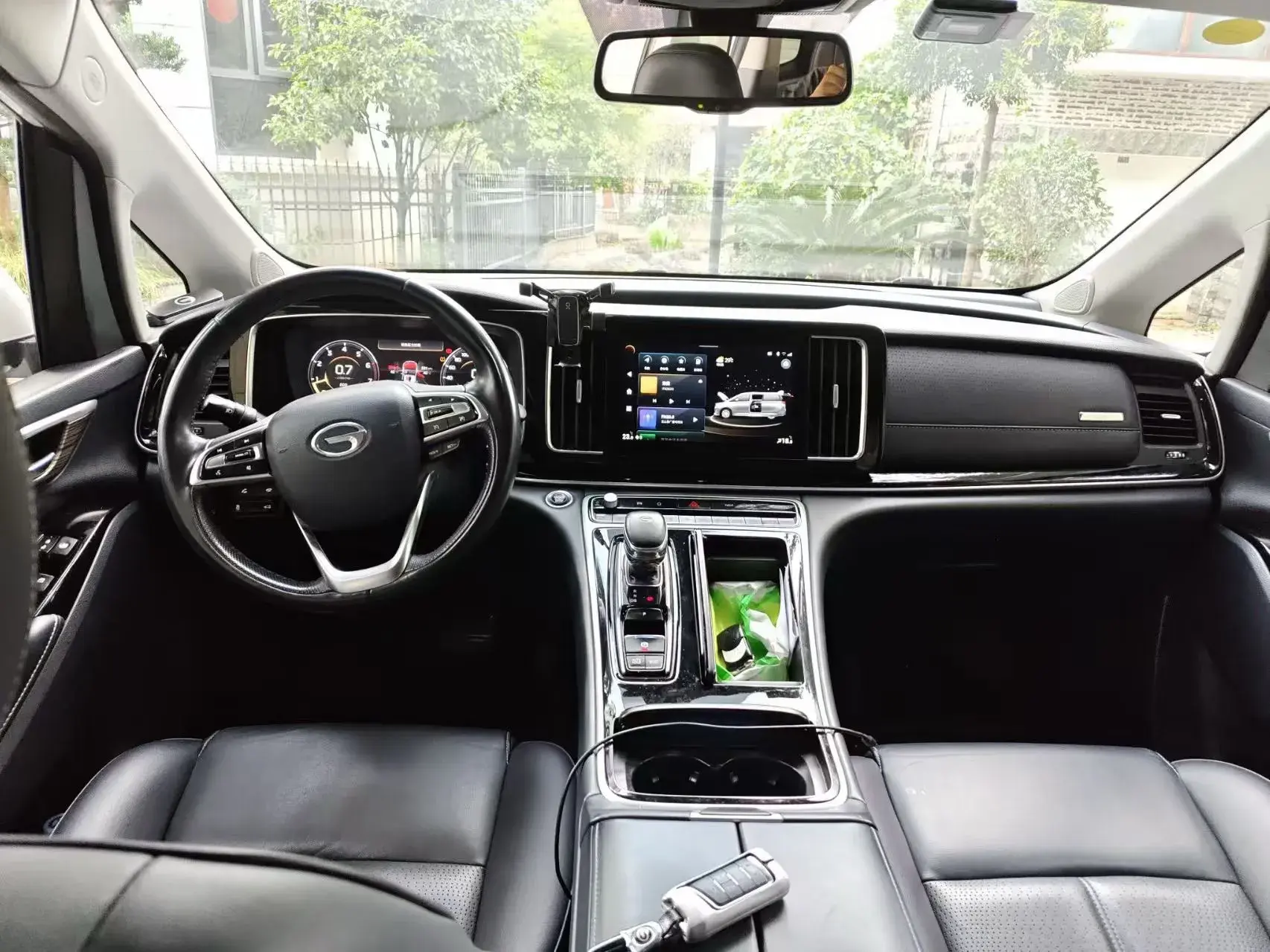 2021 GAC TRUMPCHI thumbnail 4