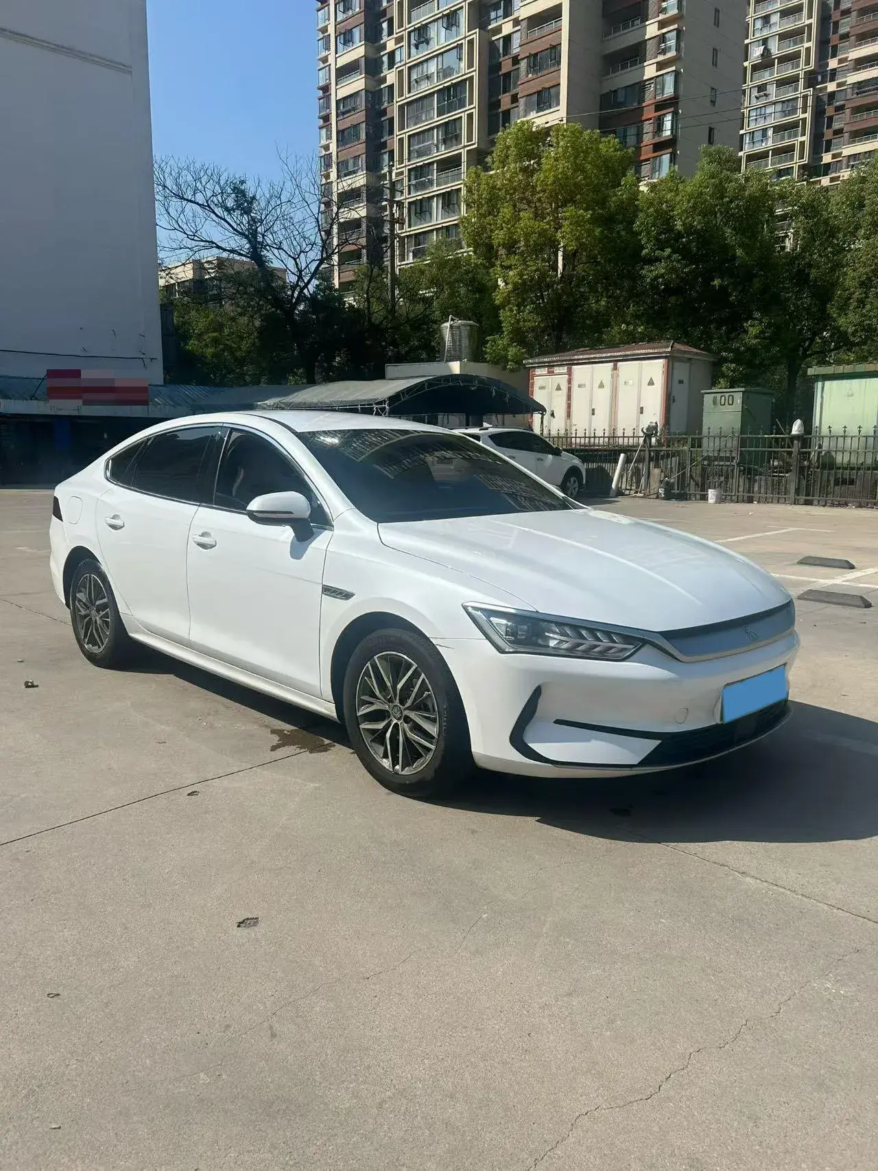 2024 BYD QIN thumbnail 3