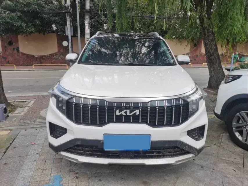 2021 KIA SPORTAGE thumbnail 2