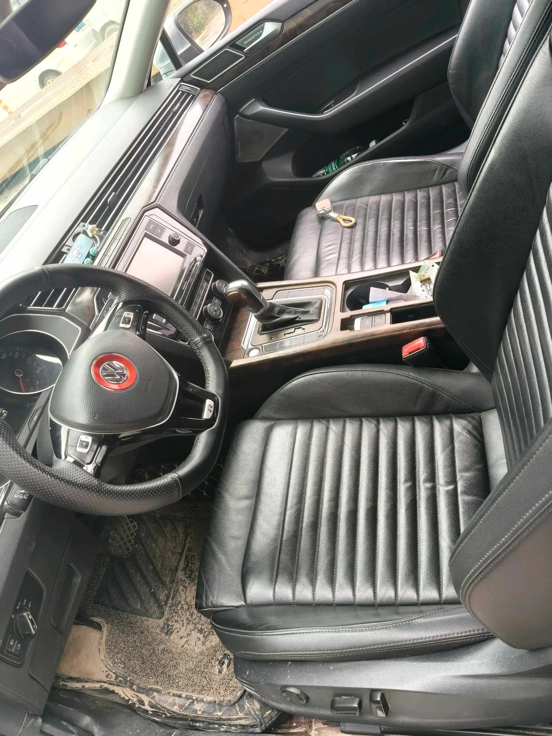 2018 VOLKSWAGEN MAGOTAN thumbnail 4