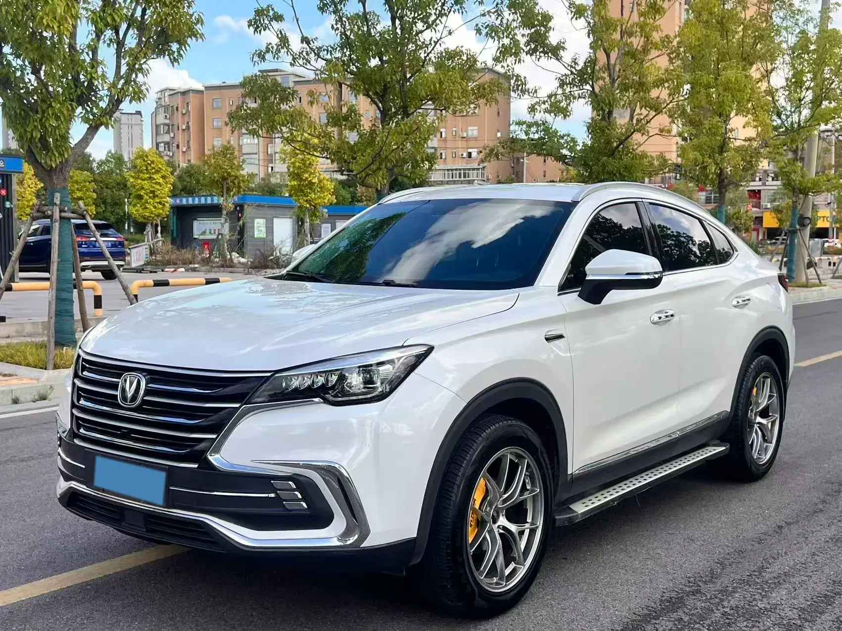 2019 CHANGAN CS85 view 1