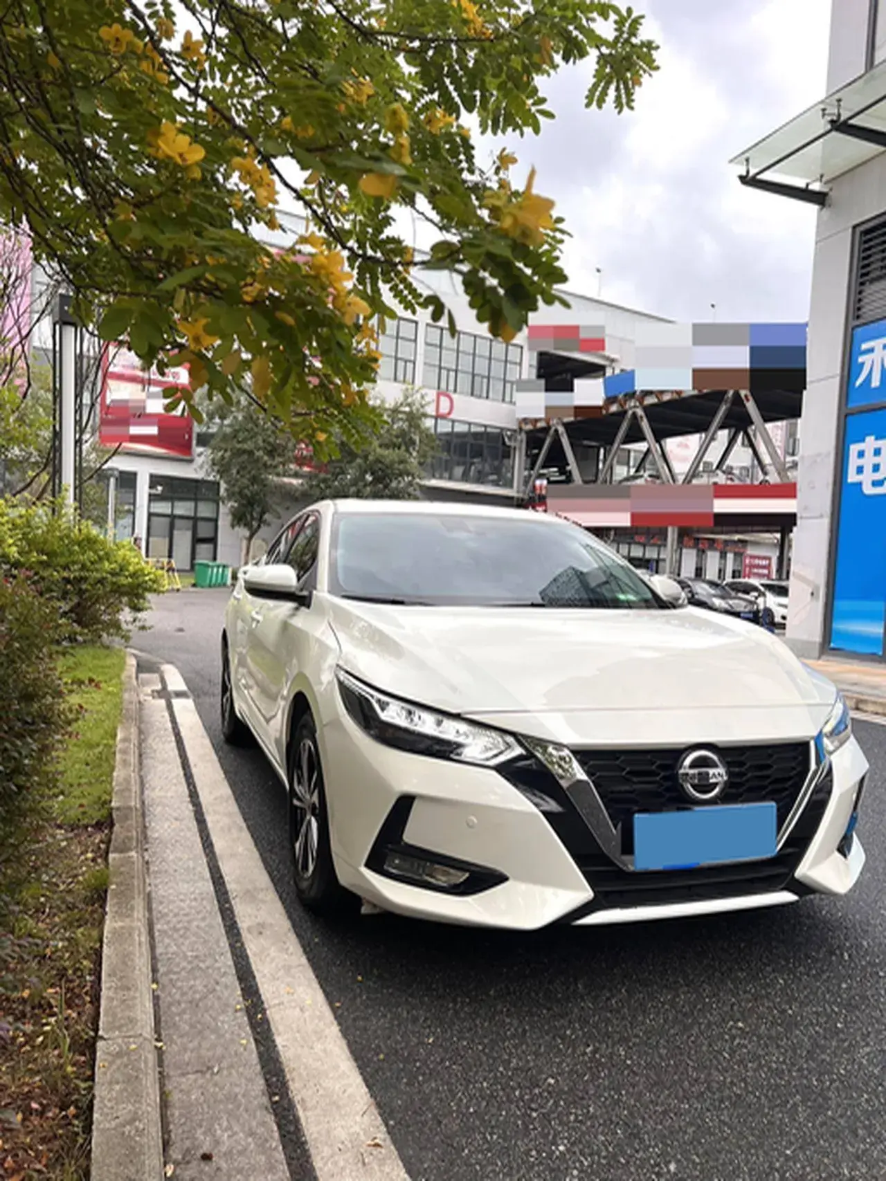 2022 NISSAN SYLPHY thumbnail 3