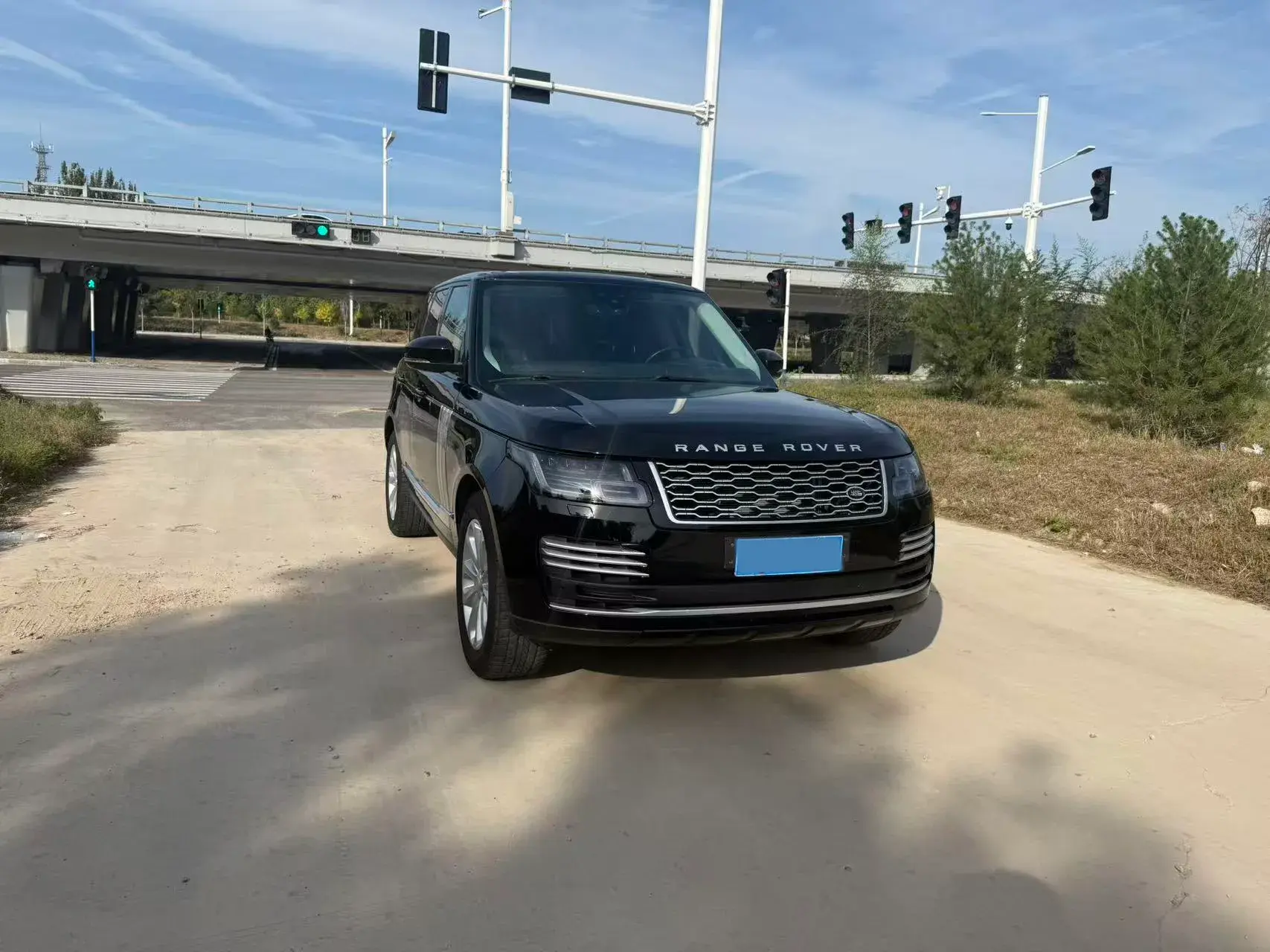 2017 LAND ROVER thumbnail 4