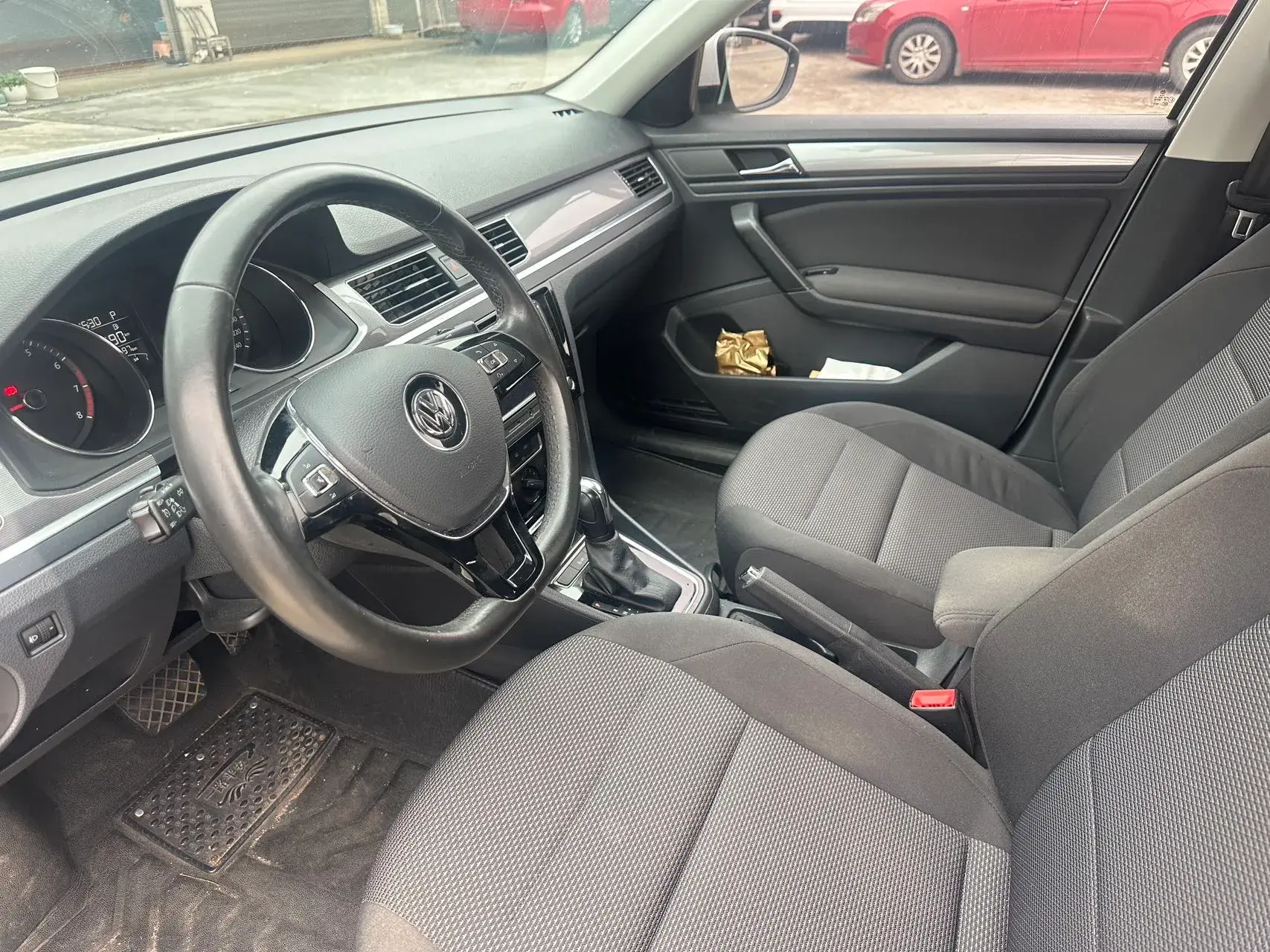 2019 VOLKSWAGEN BORA thumbnail 3