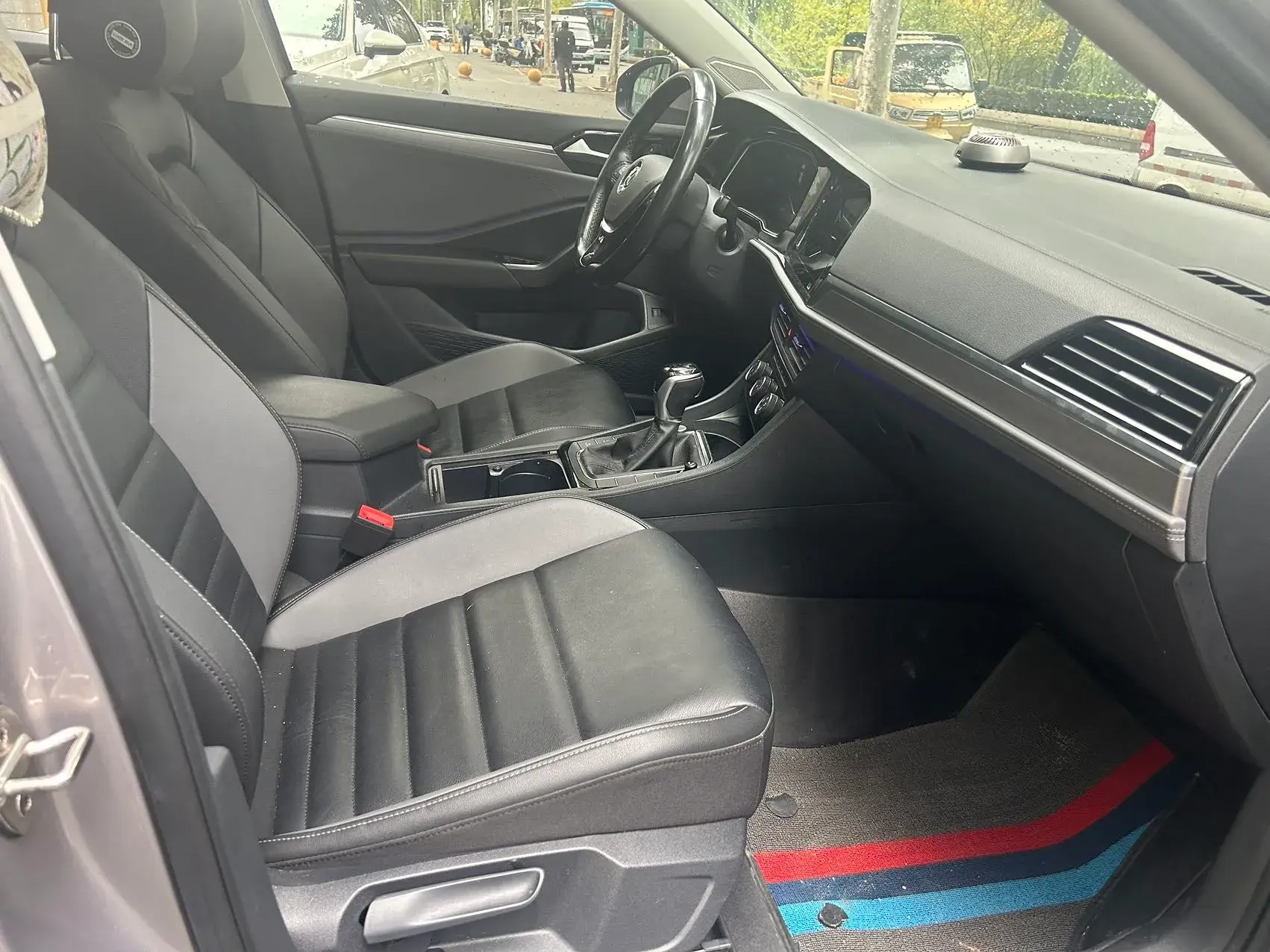 2021 VOLKSWAGEN SAGITAR thumbnail 3