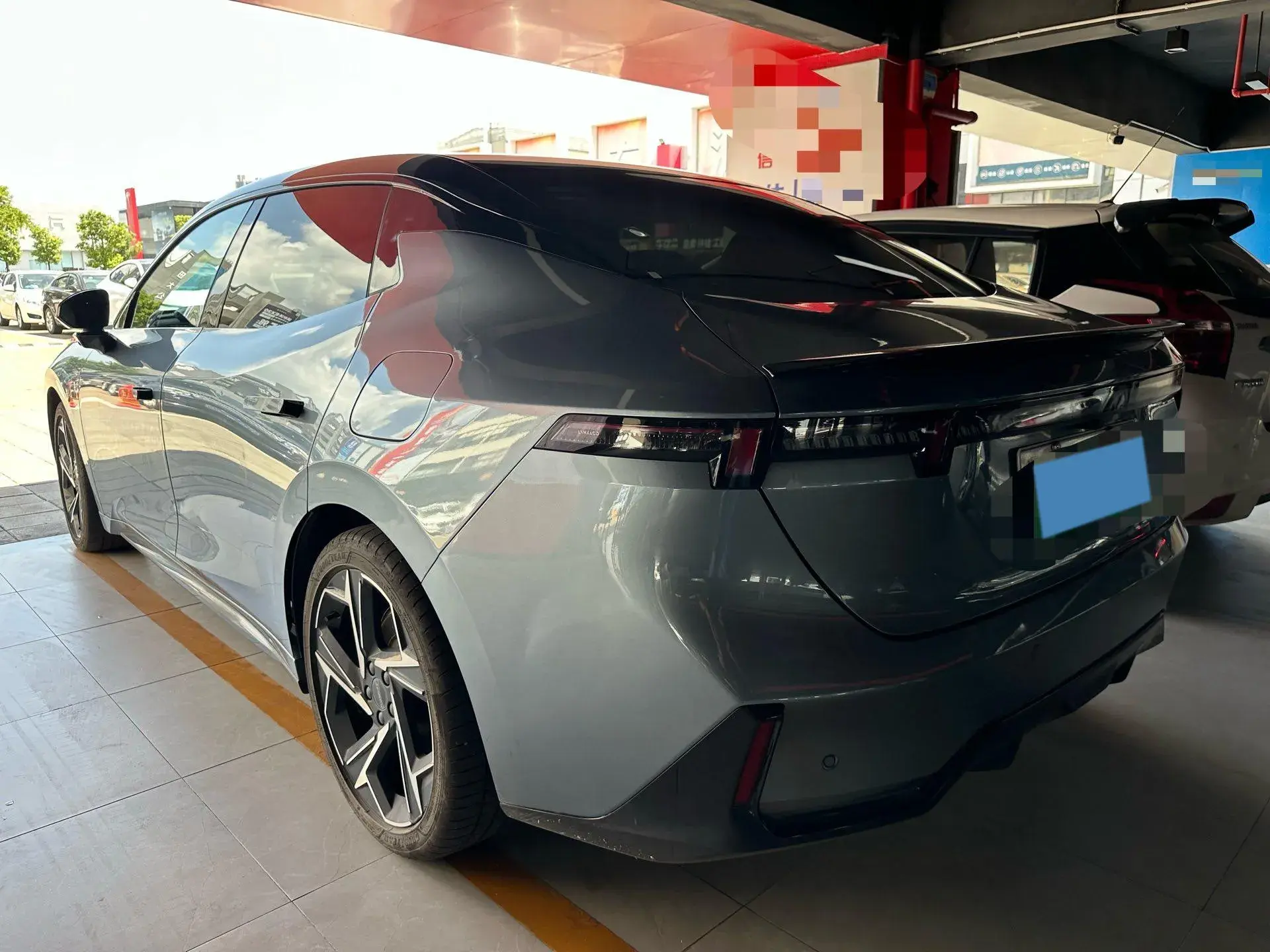 2024 LYNK&CO 07 thumbnail 2