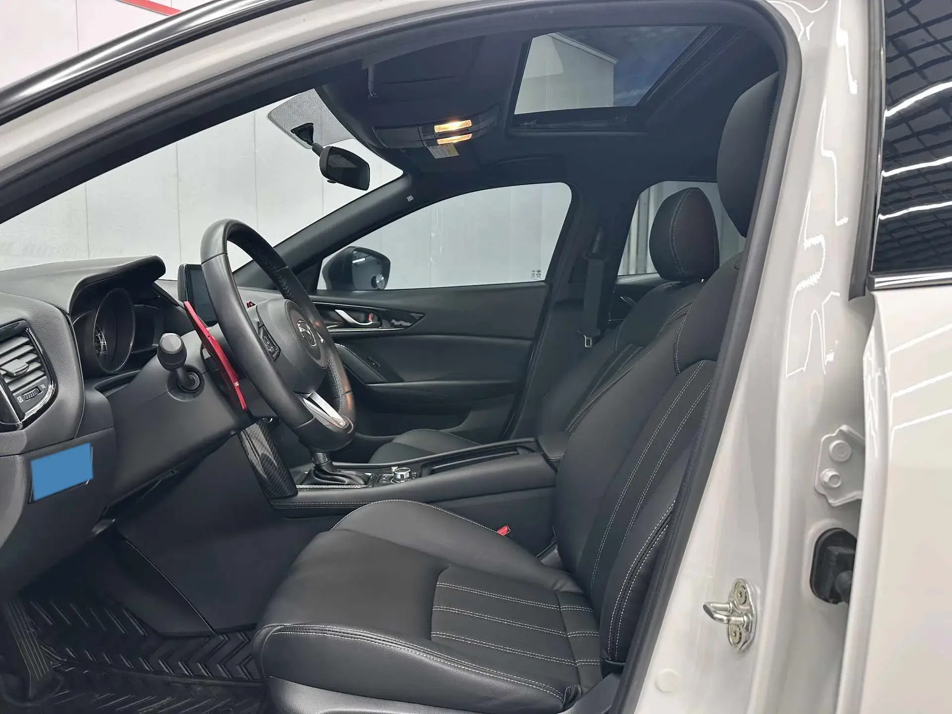 2021 MAZDA CX-4 thumbnail 4