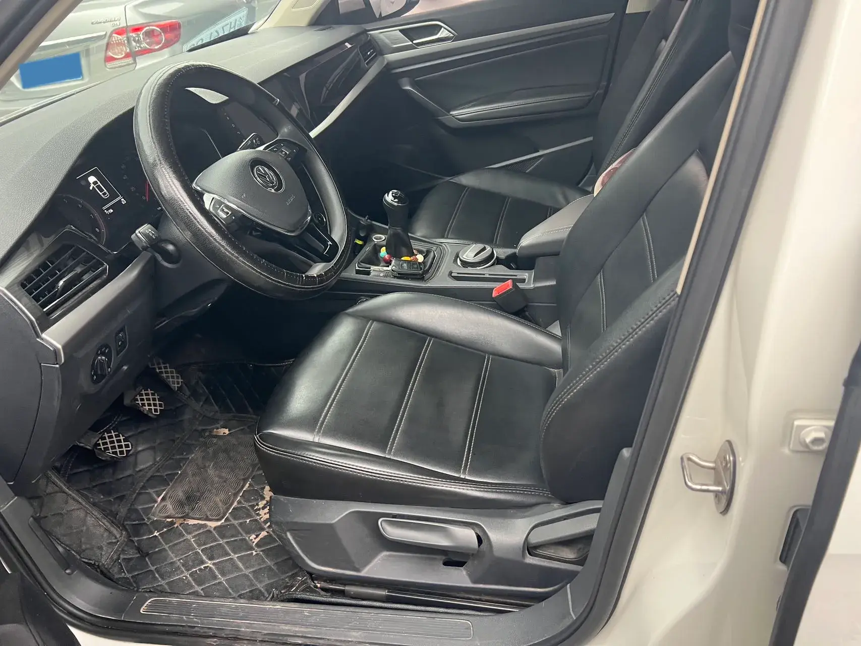 2018 VOLKSWAGEN LAVIDA thumbnail 4