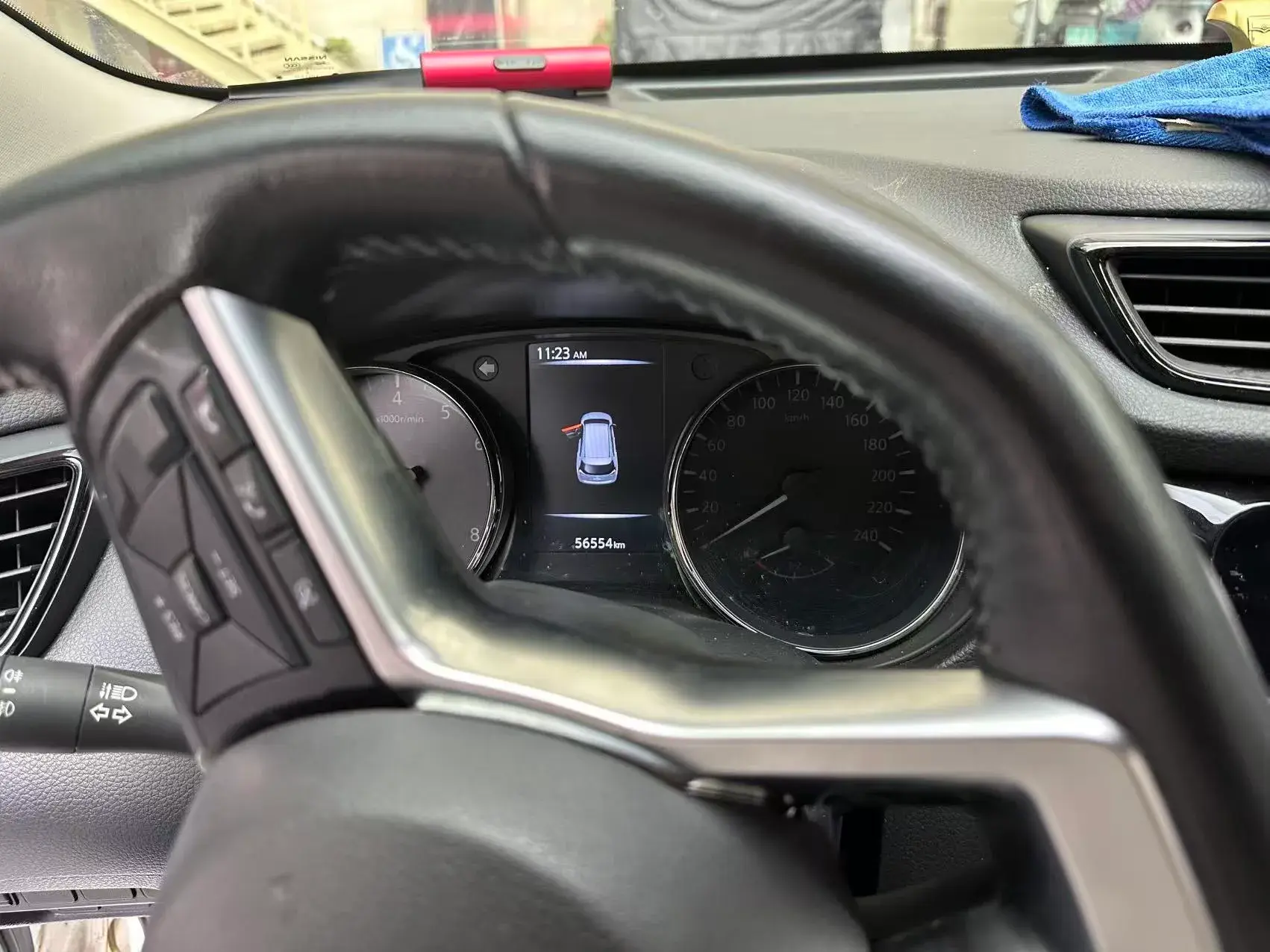 2020 NISSAN X-TRAIL thumbnail 3