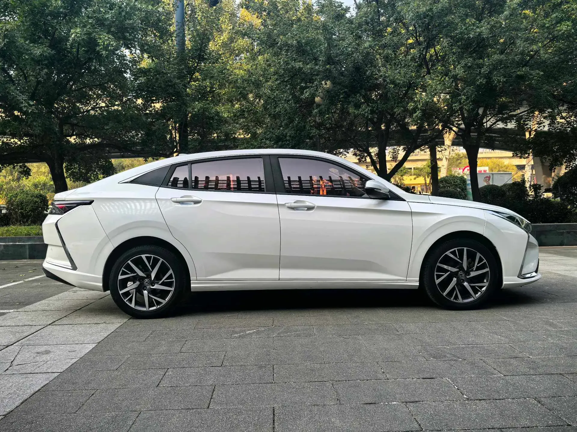 2020 DONGFENG AEOLUS thumbnail 4