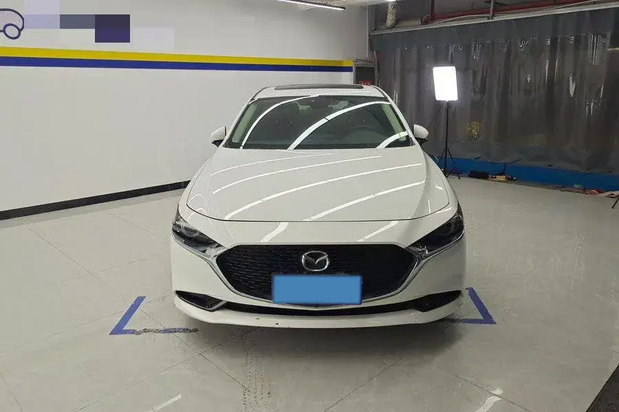 2020 MAZDA 3 thumbnail 3