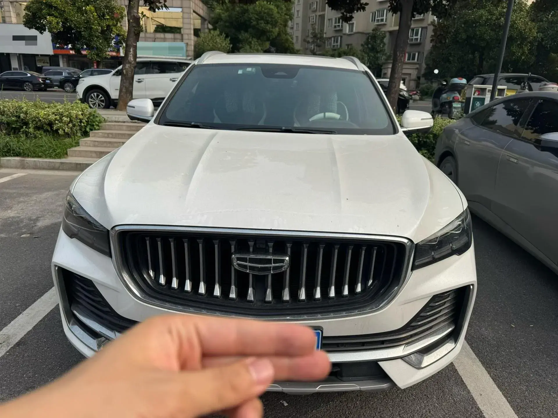 2023 GEELY MONJARO thumbnail 2