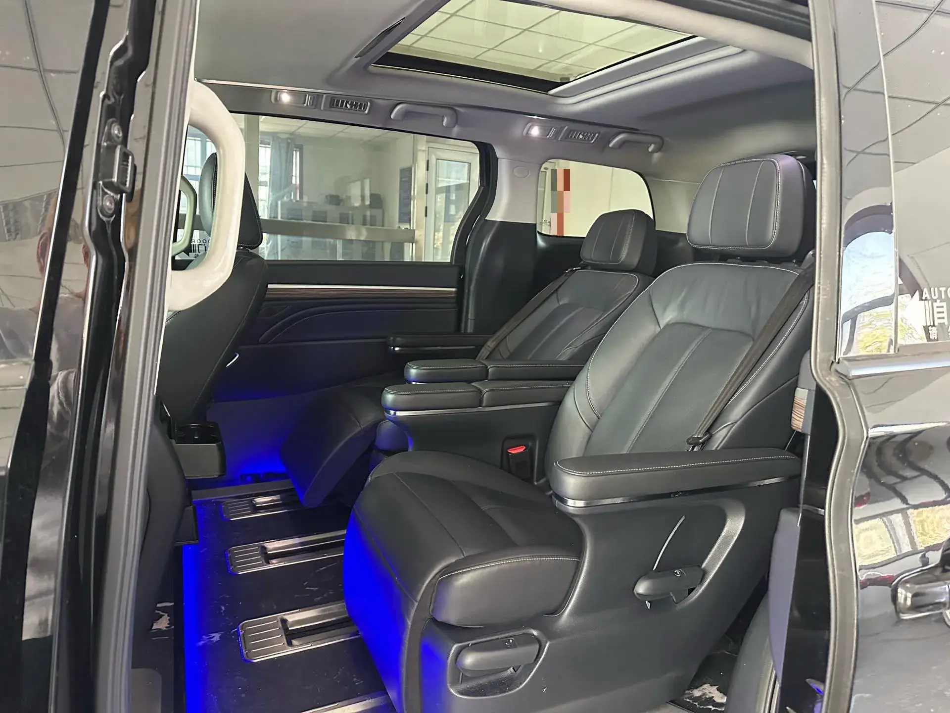 2021 GAC TRUMPCHI thumbnail 4