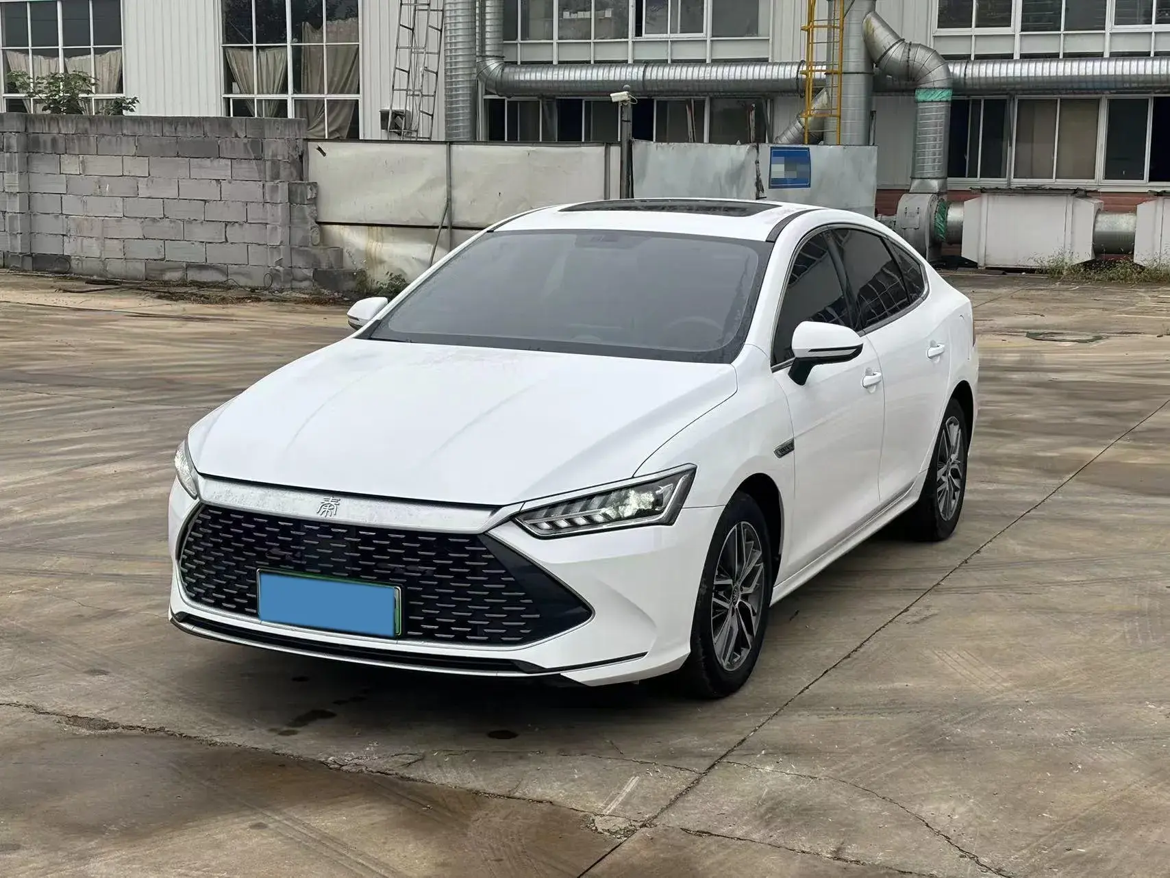2021 BYD QIN view 1